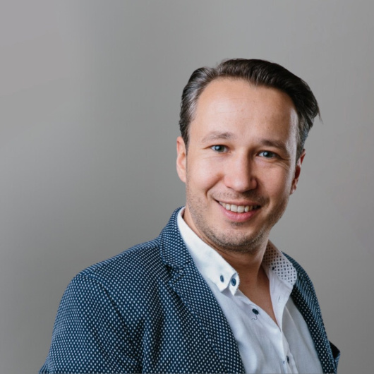 Maráz Ákos