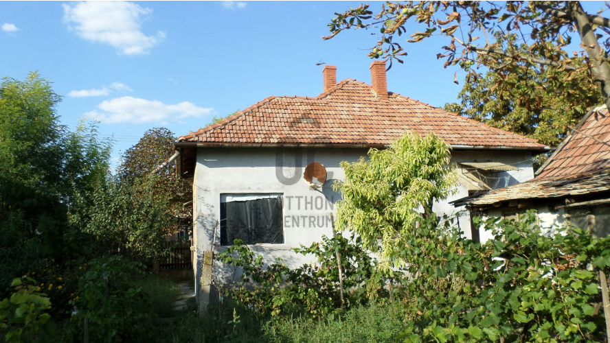 Eladó családi ház