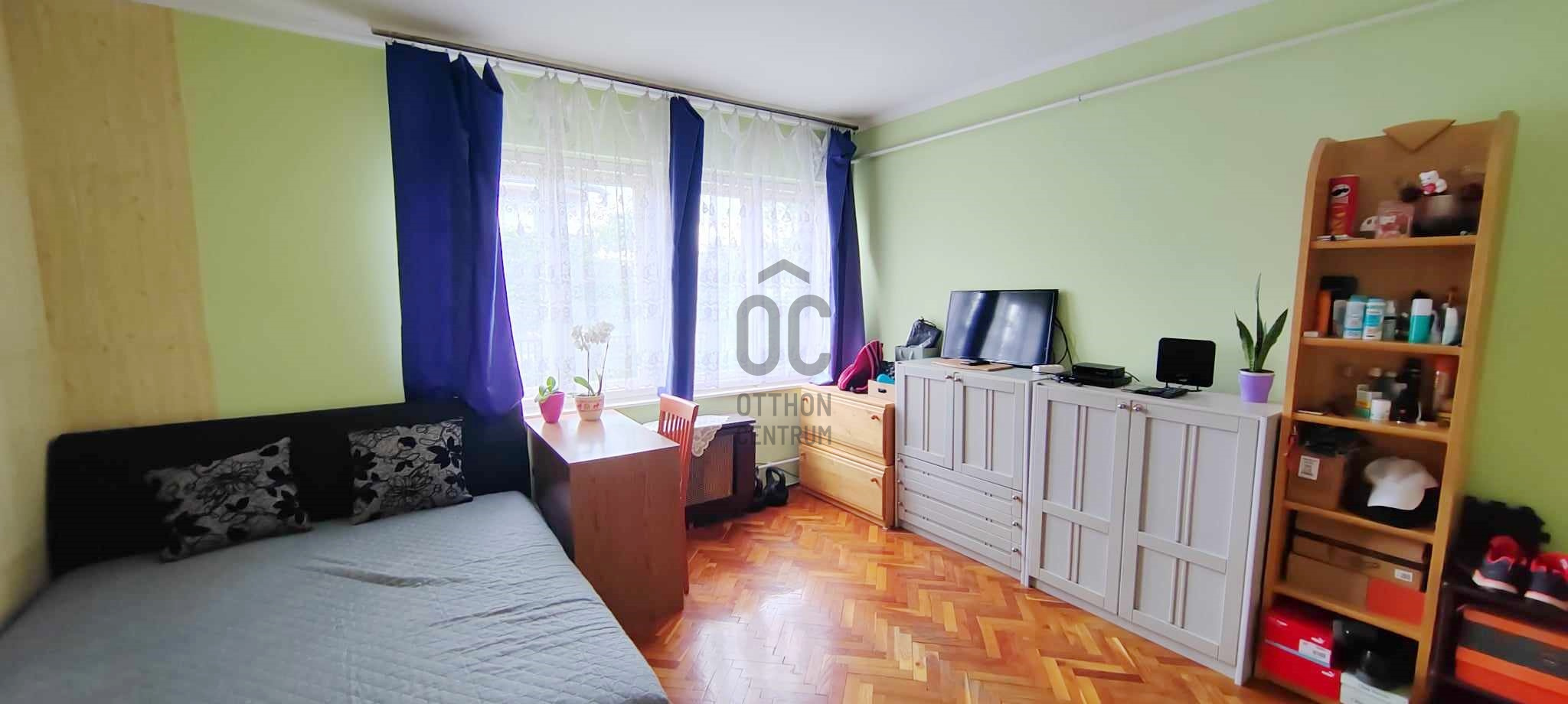 Gallery zoom image