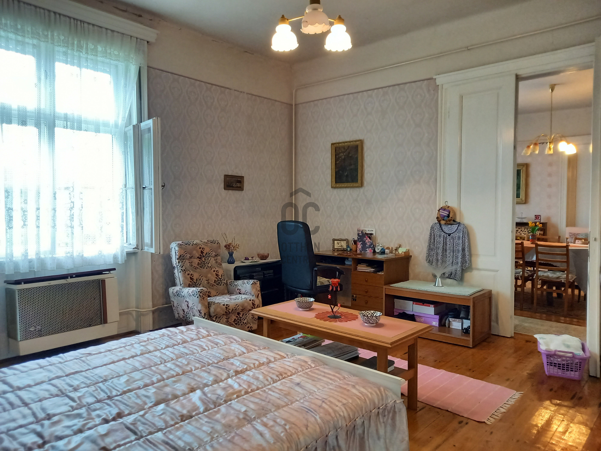 Gallery zoom image