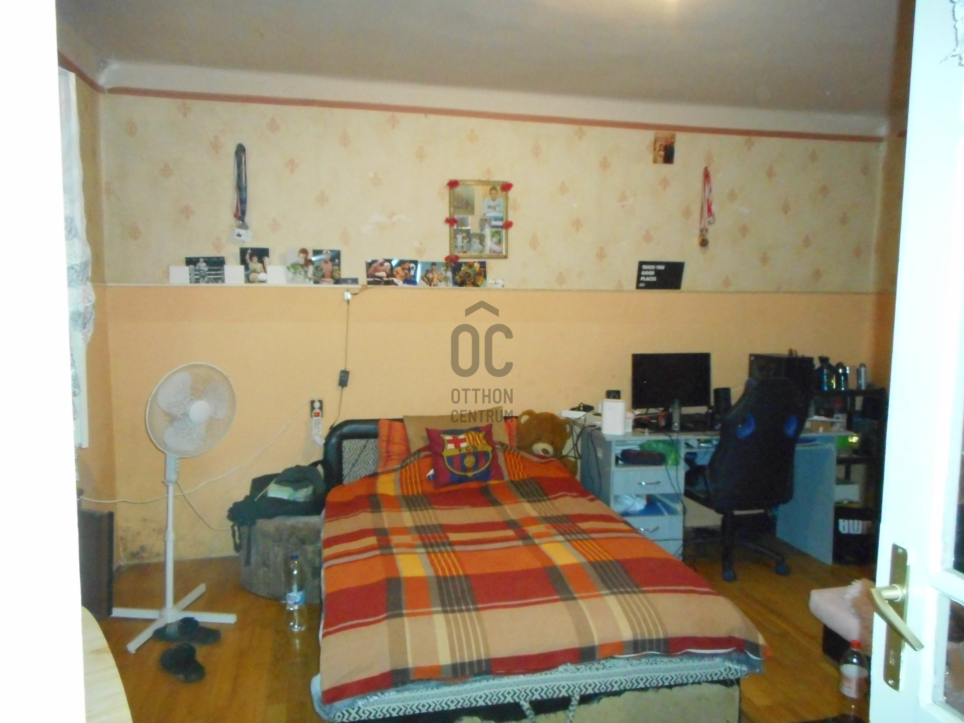 Gallery zoom image