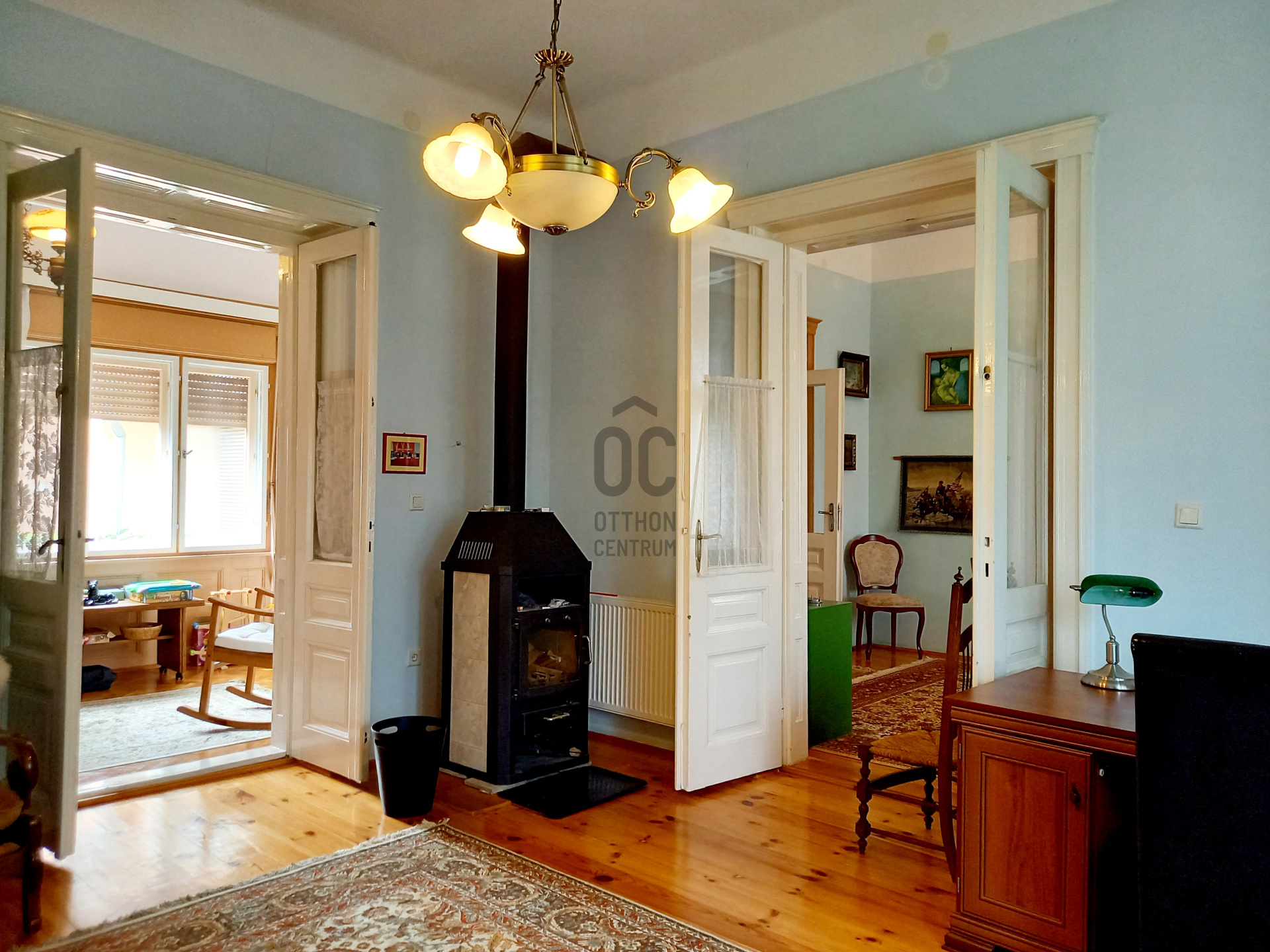 Gallery zoom image
