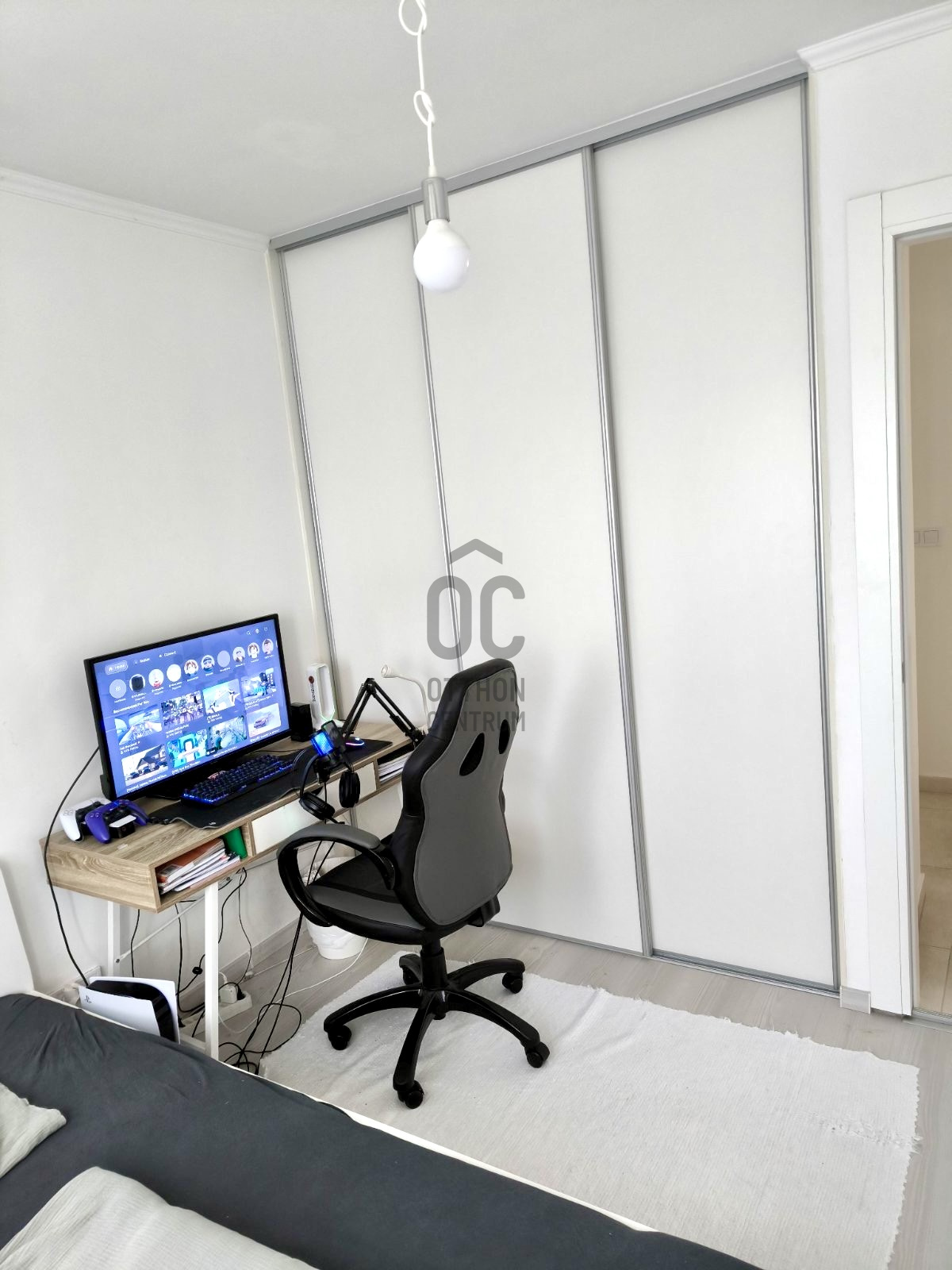 Gallery zoom image