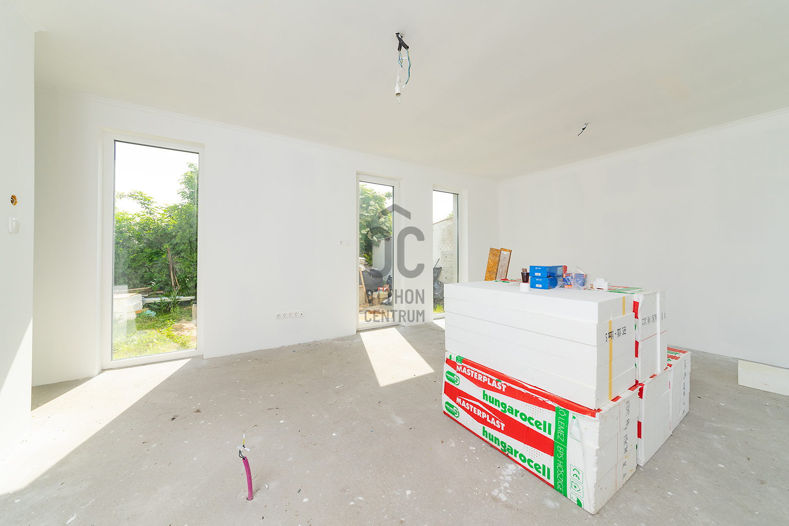 Gallery zoom image