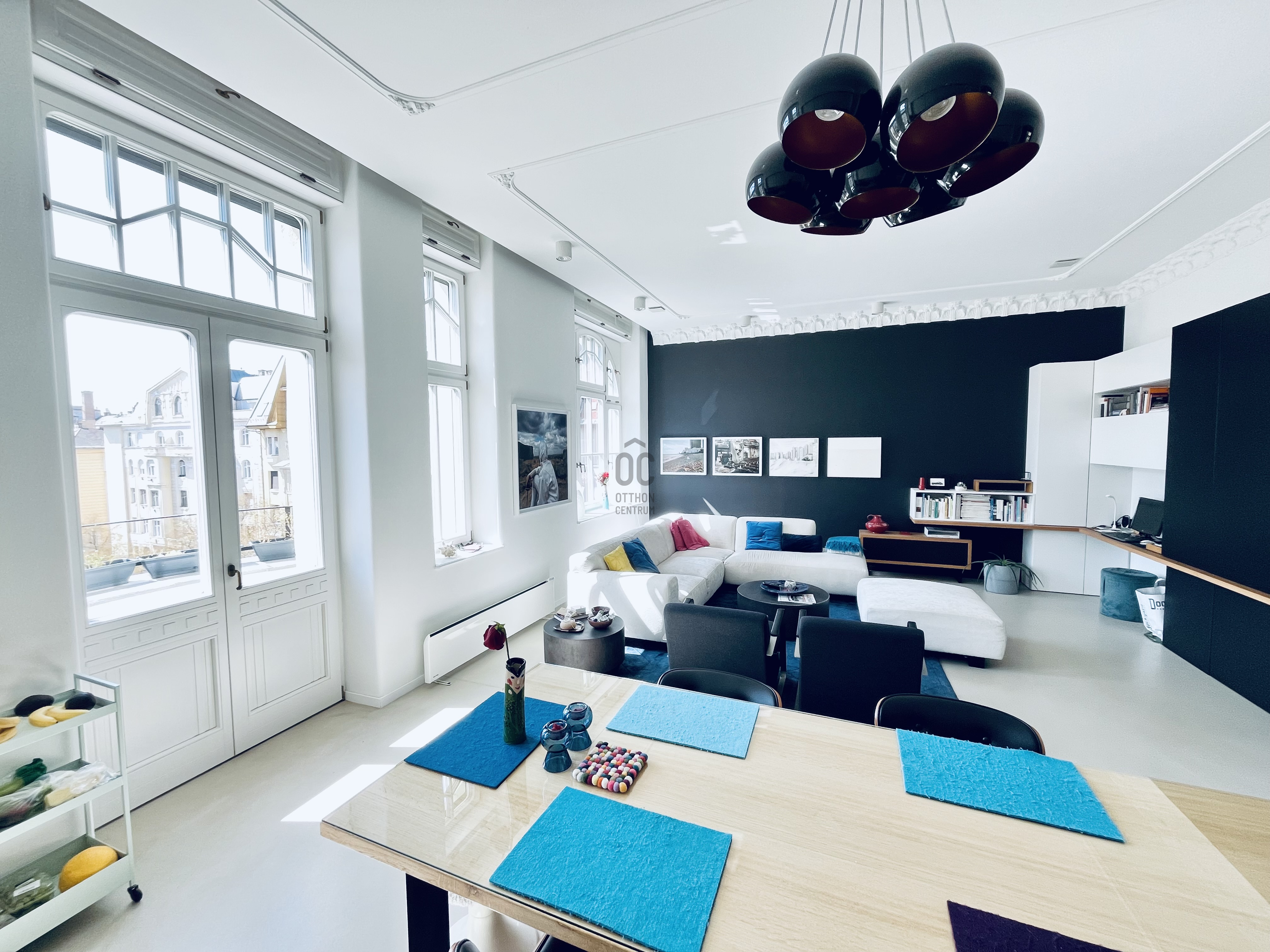 Gallery zoom image