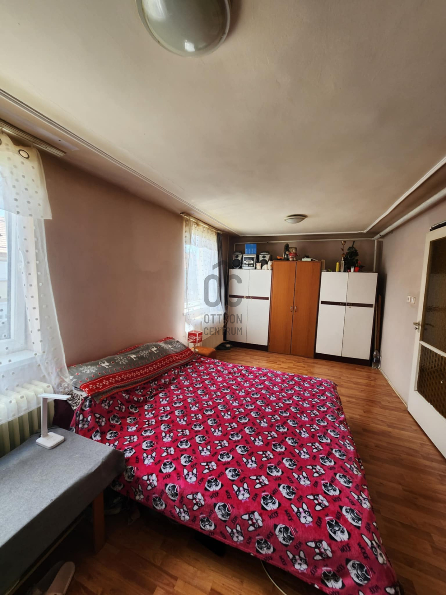 Gallery zoom image