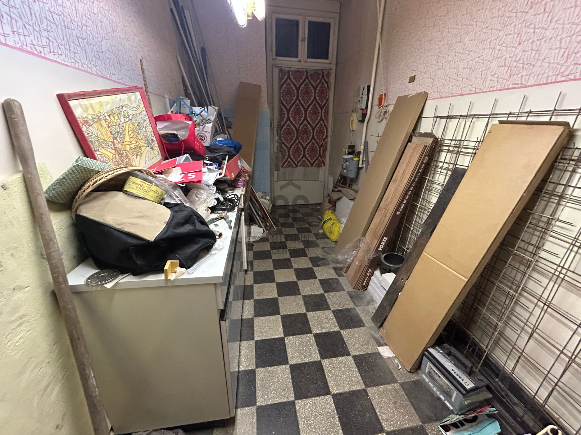 Gallery zoom image