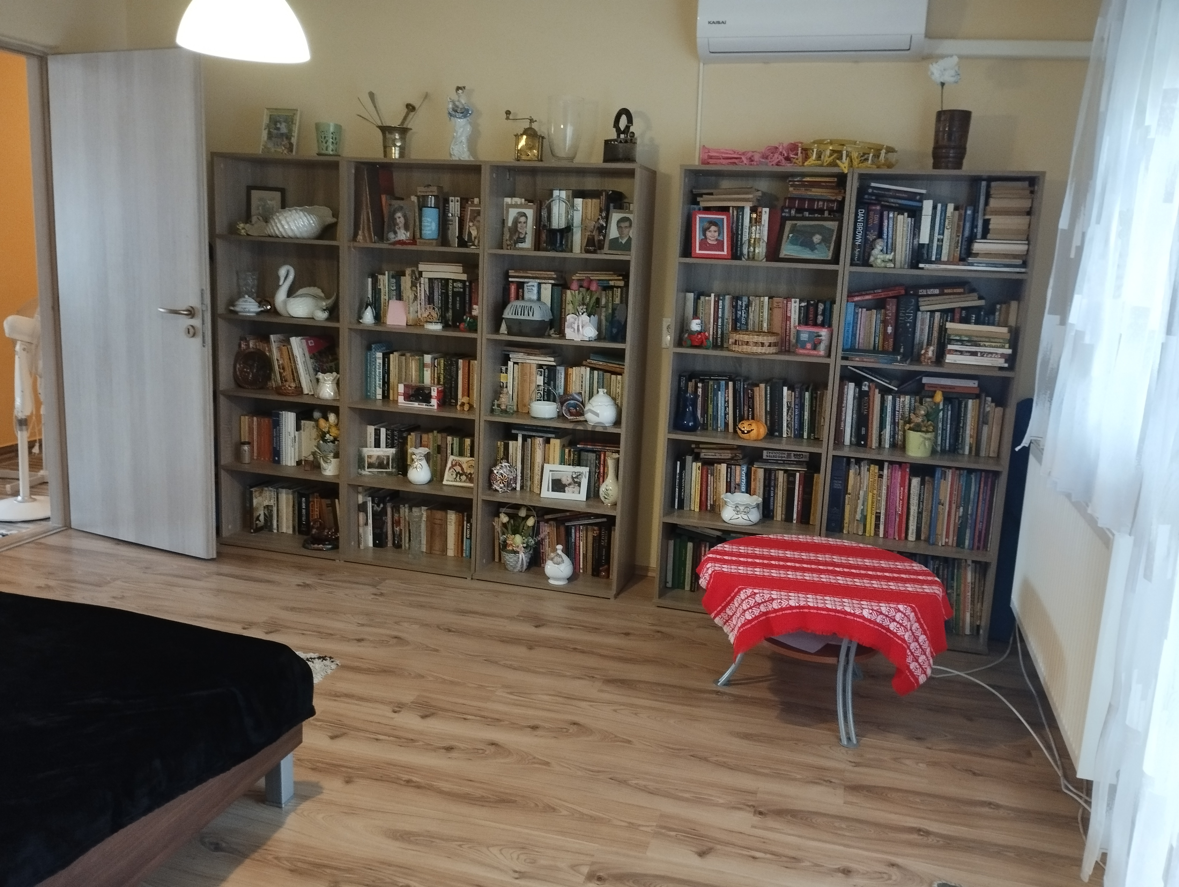 Gallery zoom image