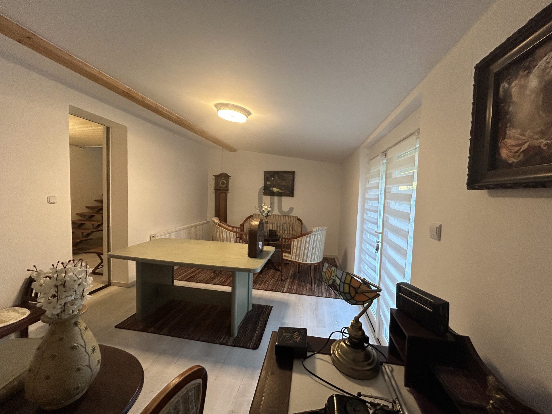 Gallery zoom image