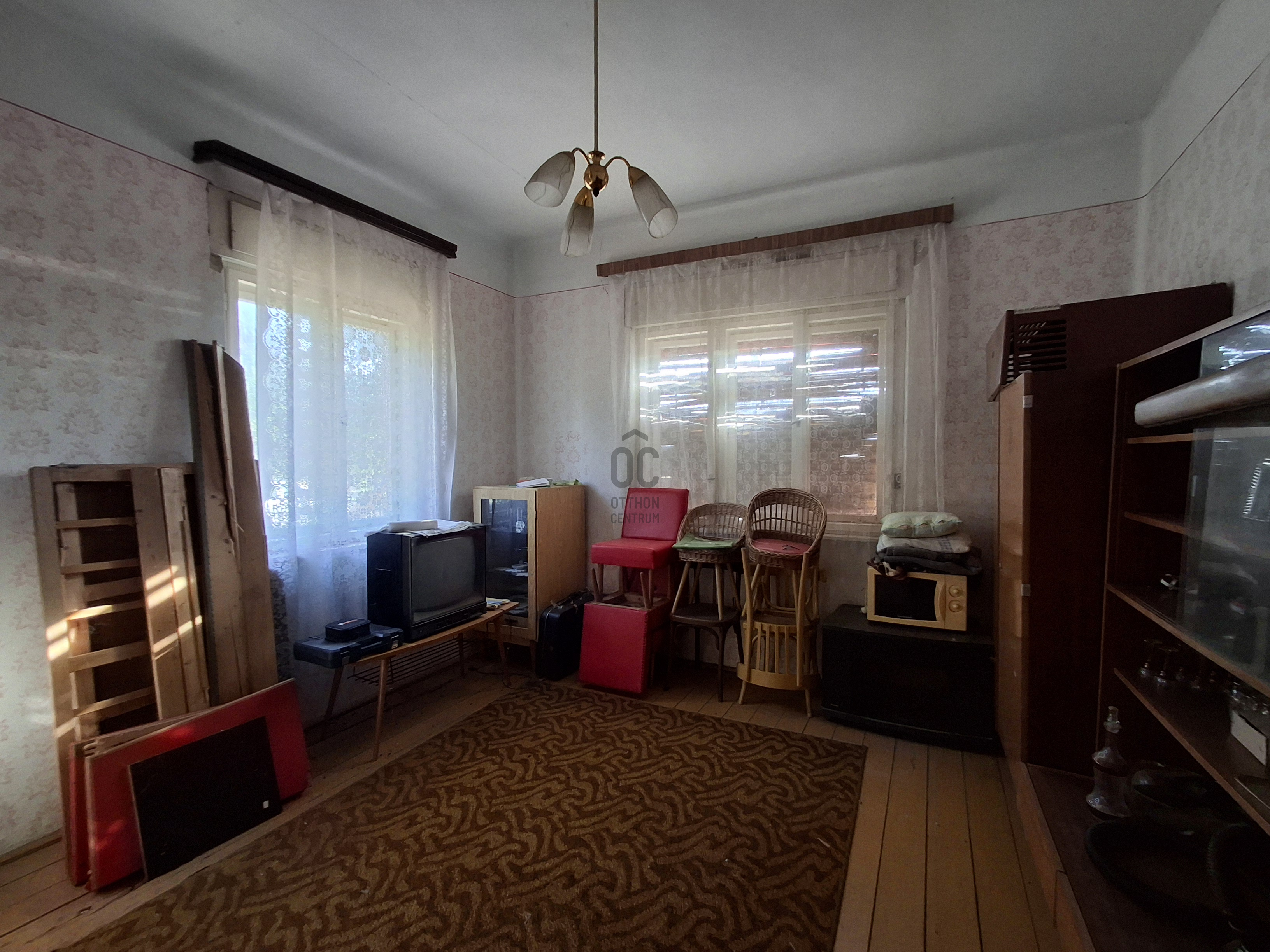 Gallery zoom image