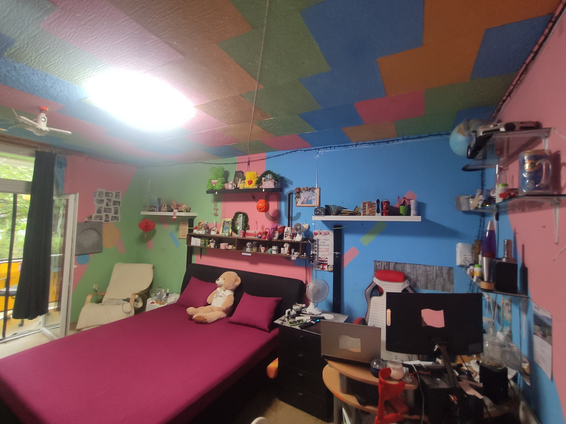 Gallery zoom image