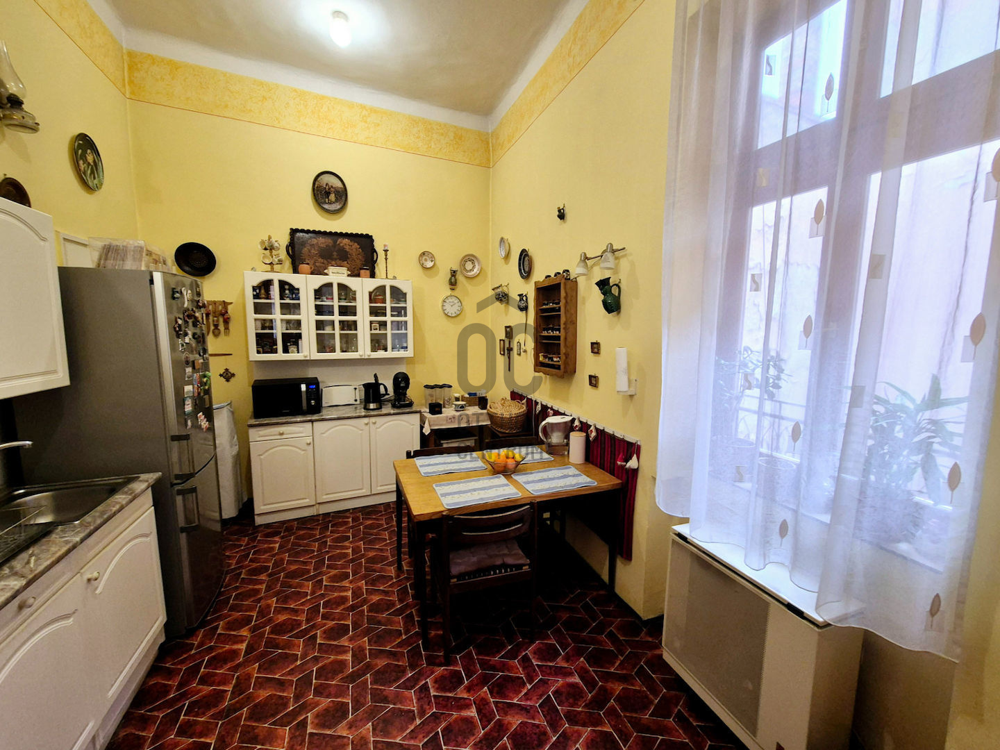 Gallery zoom image