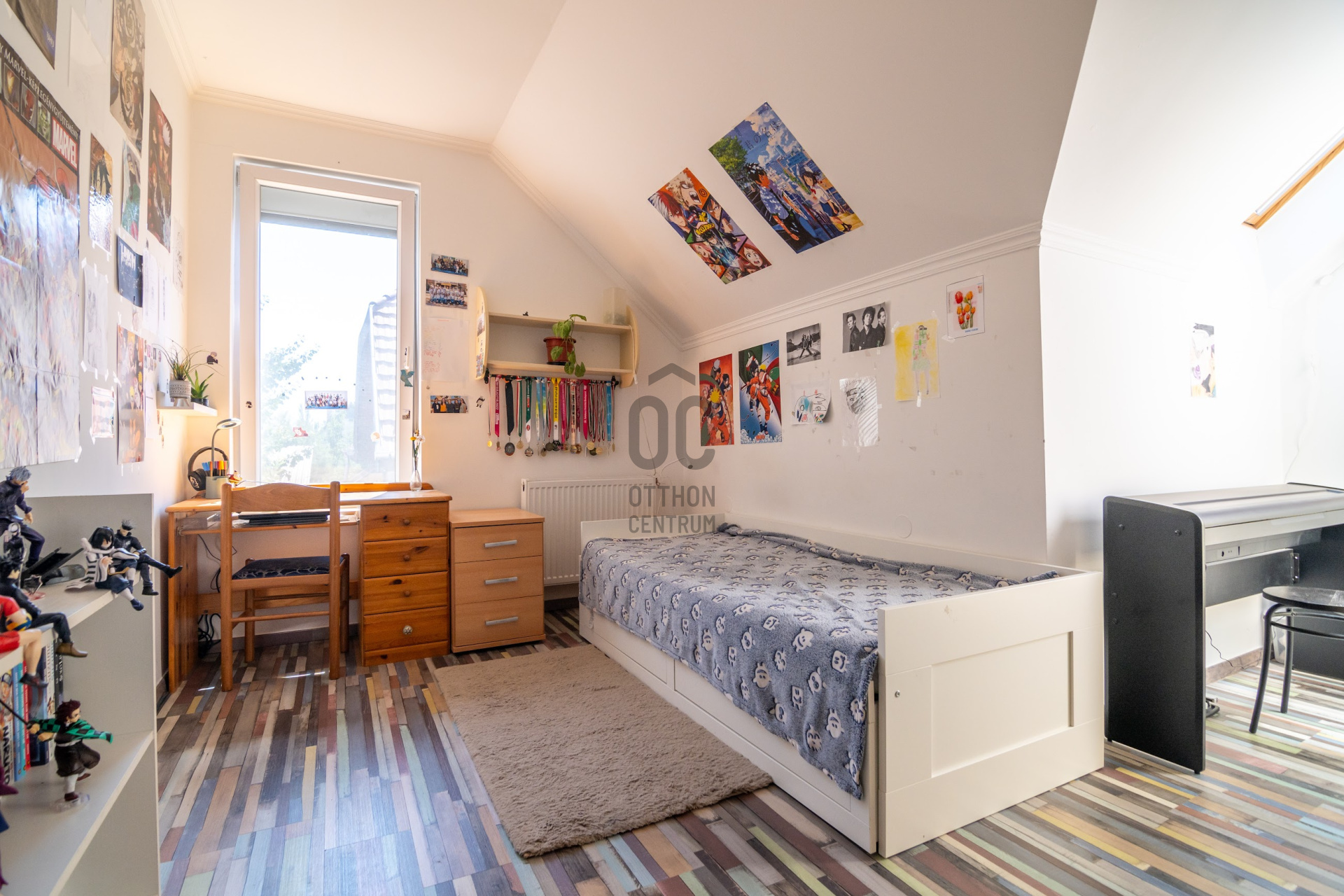 Gallery zoom image