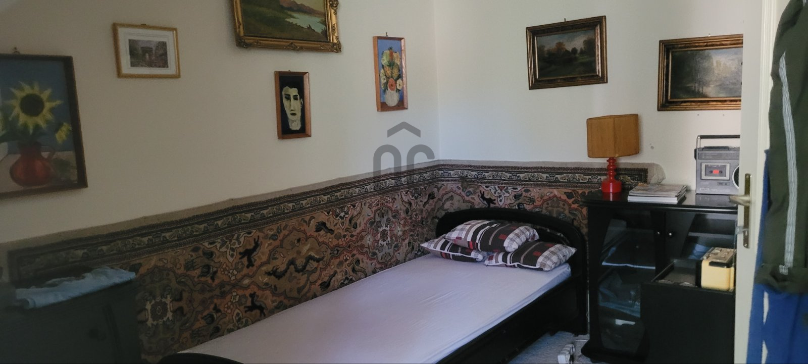 Gallery zoom image