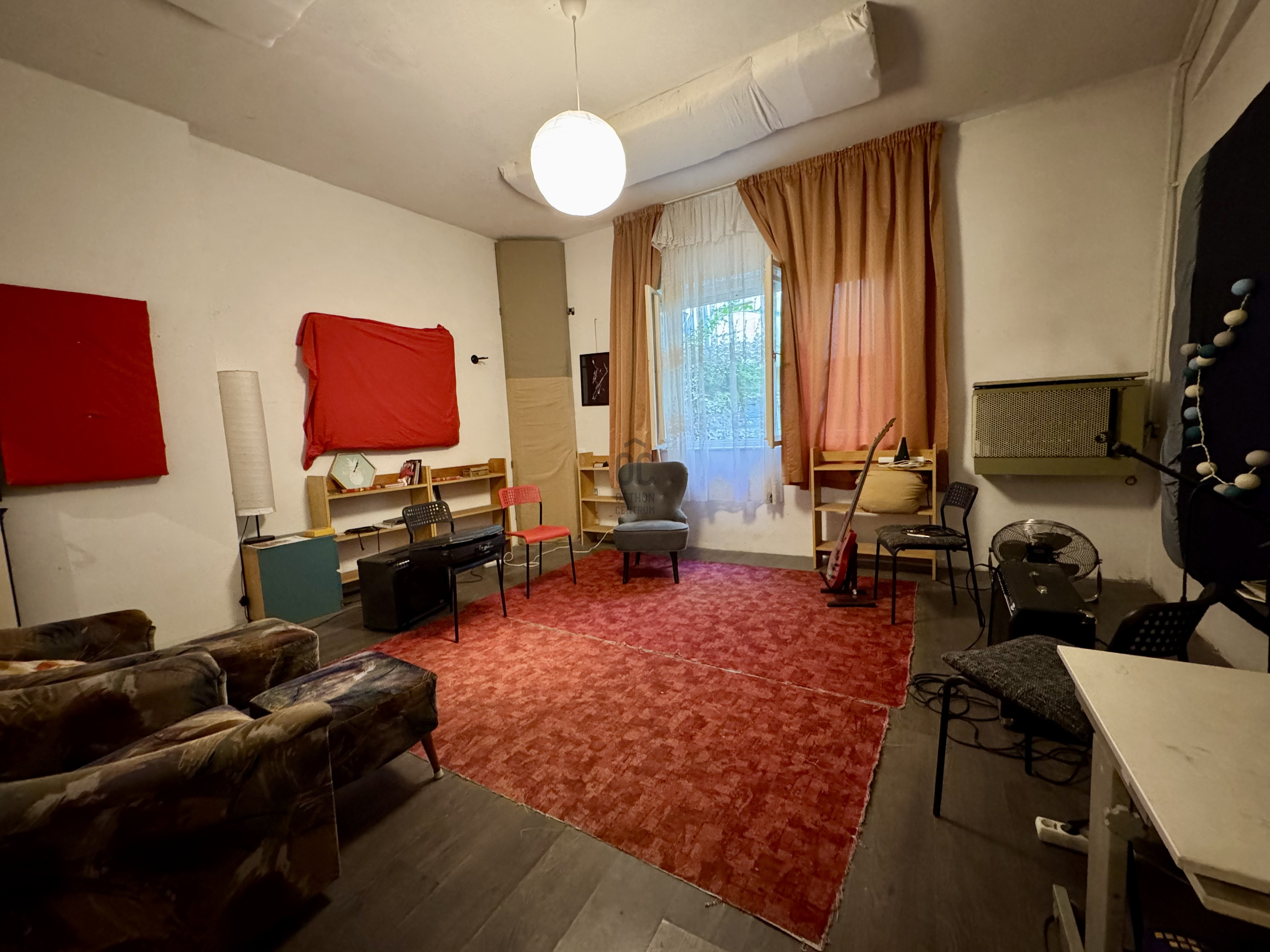 Gallery zoom image