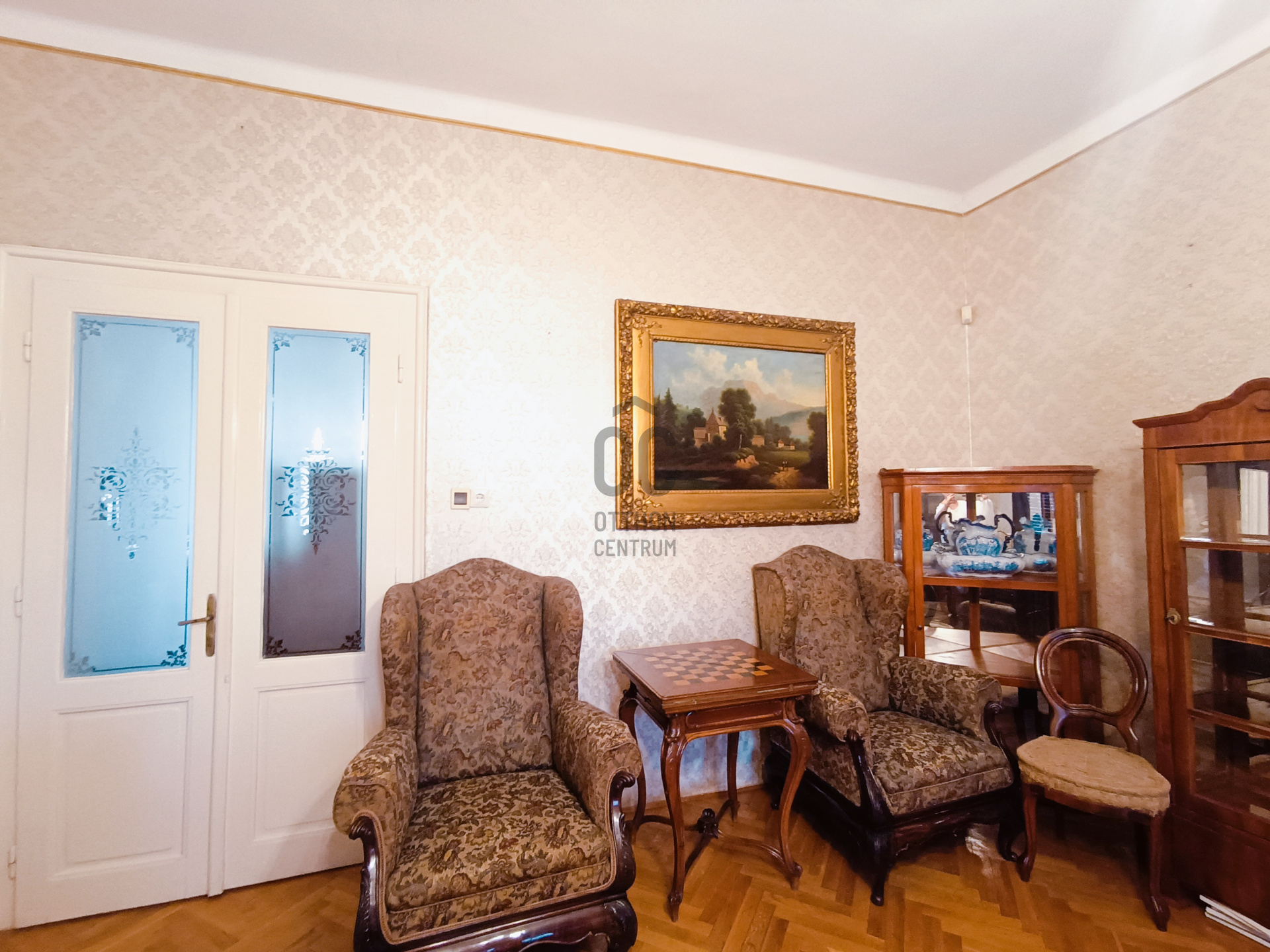 Gallery zoom image