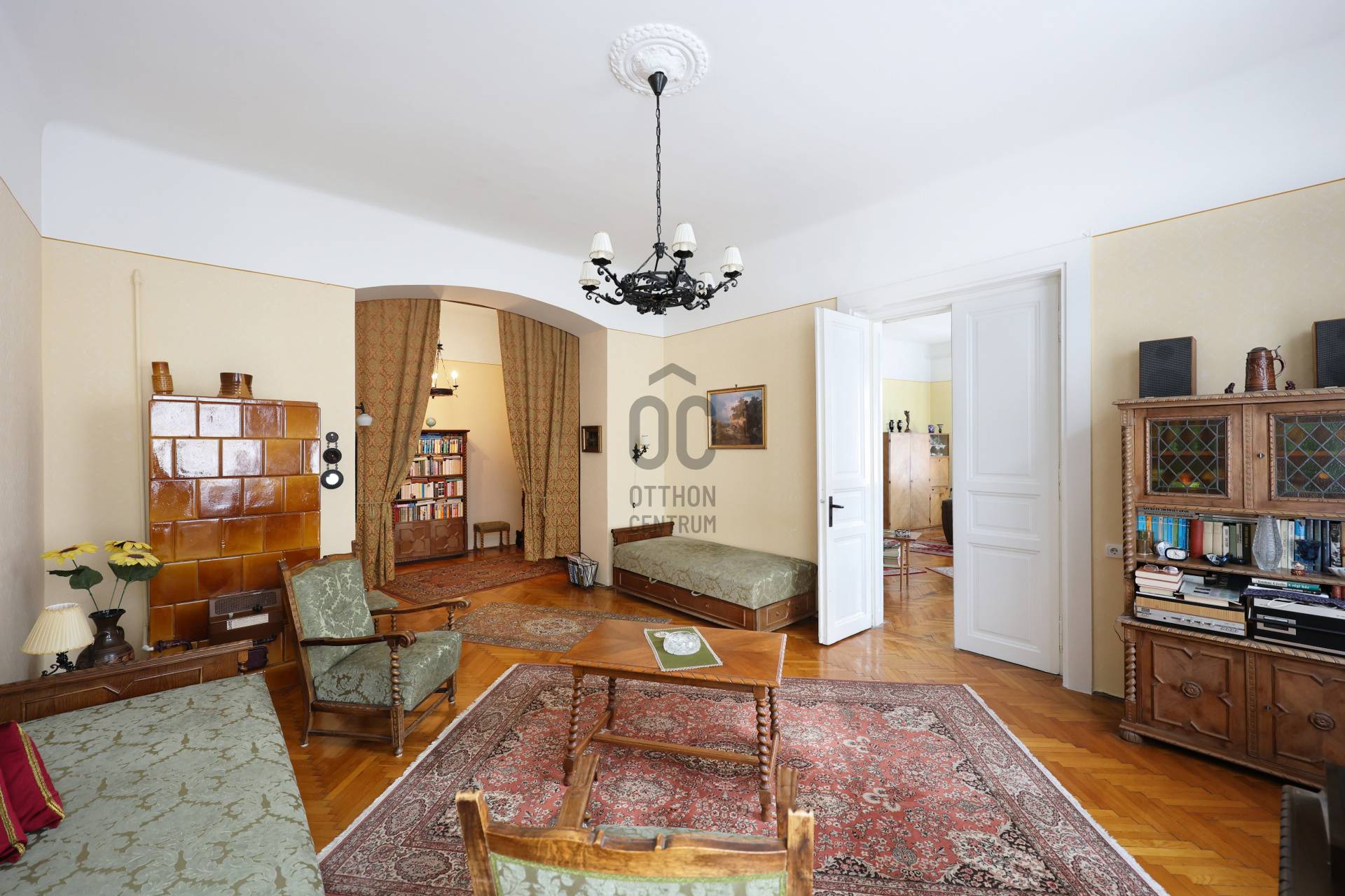 Gallery zoom image