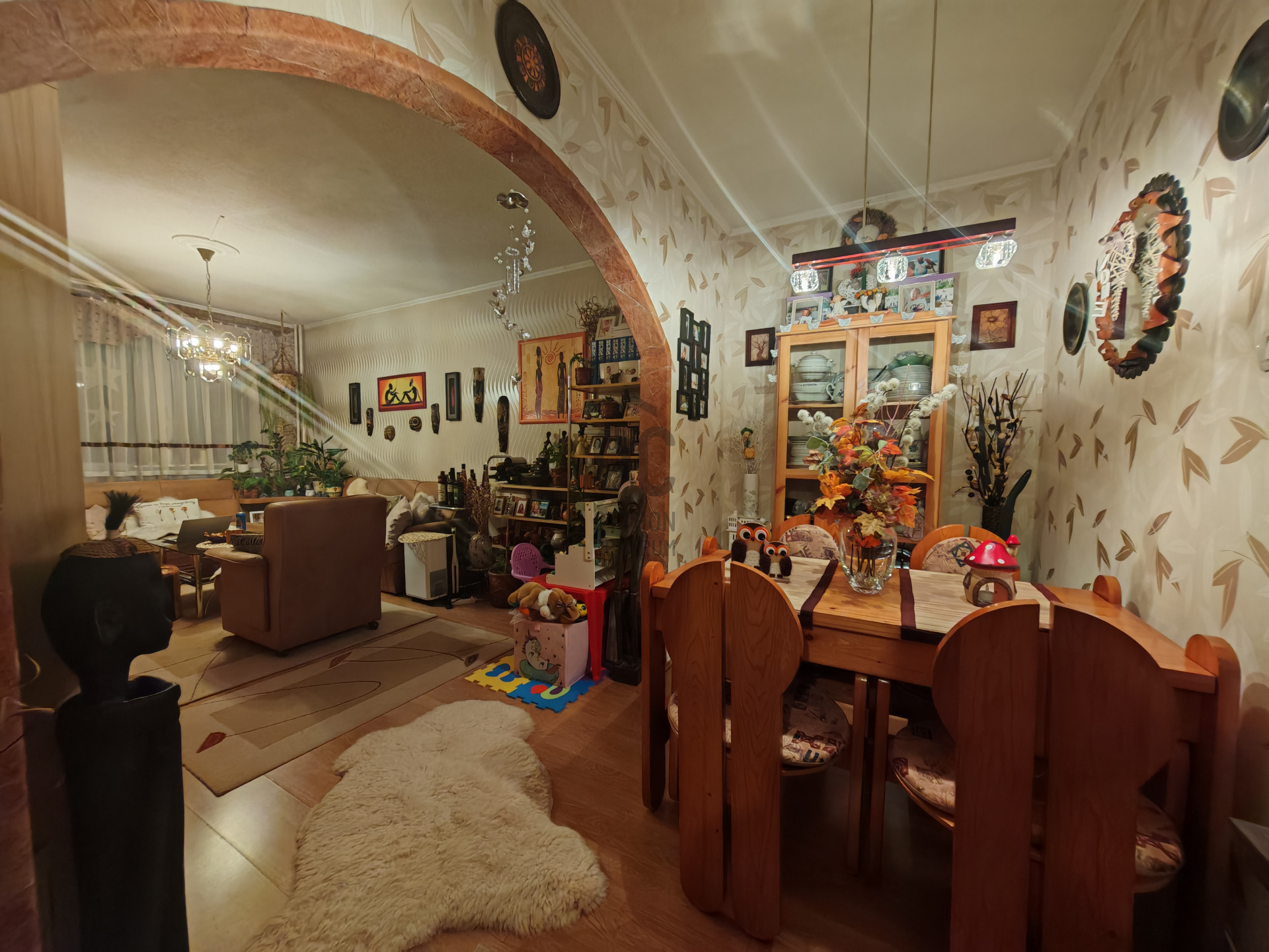 Gallery zoom image