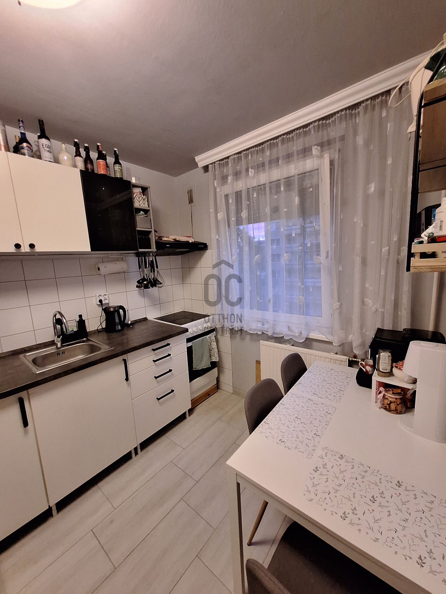 Gallery zoom image