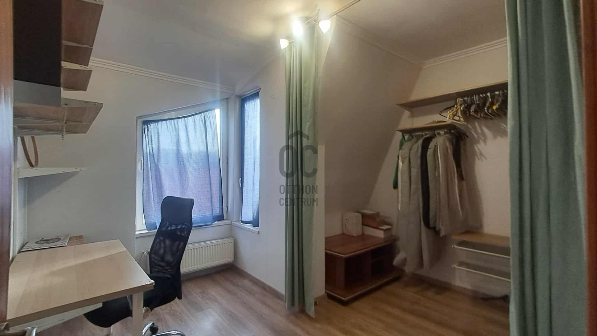 Gallery zoom image