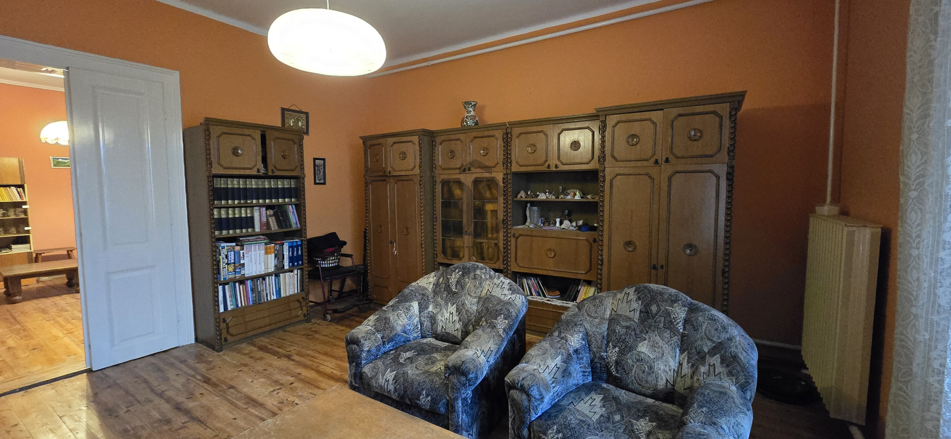 Gallery zoom image