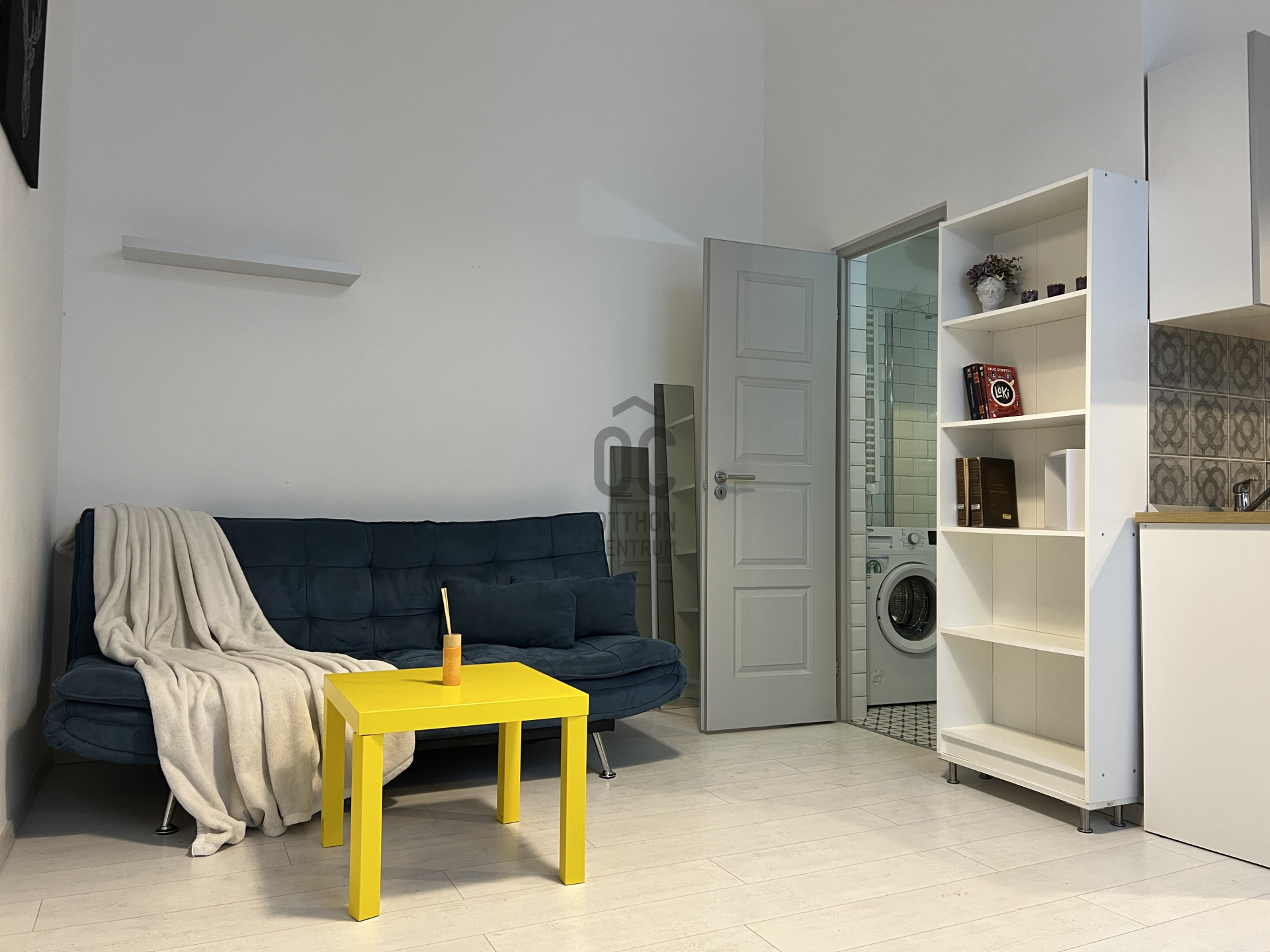 Gallery zoom image