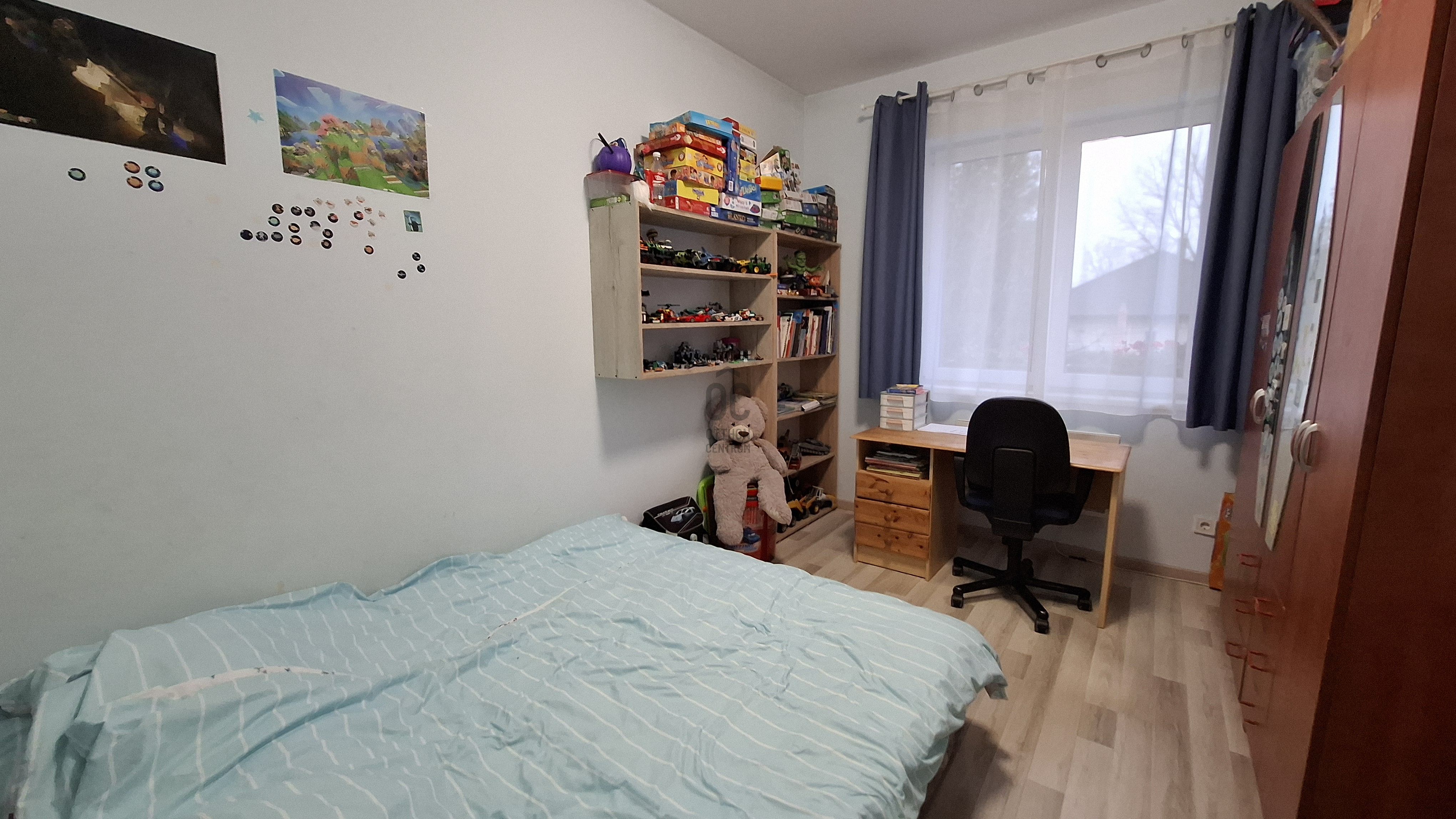 Gallery zoom image