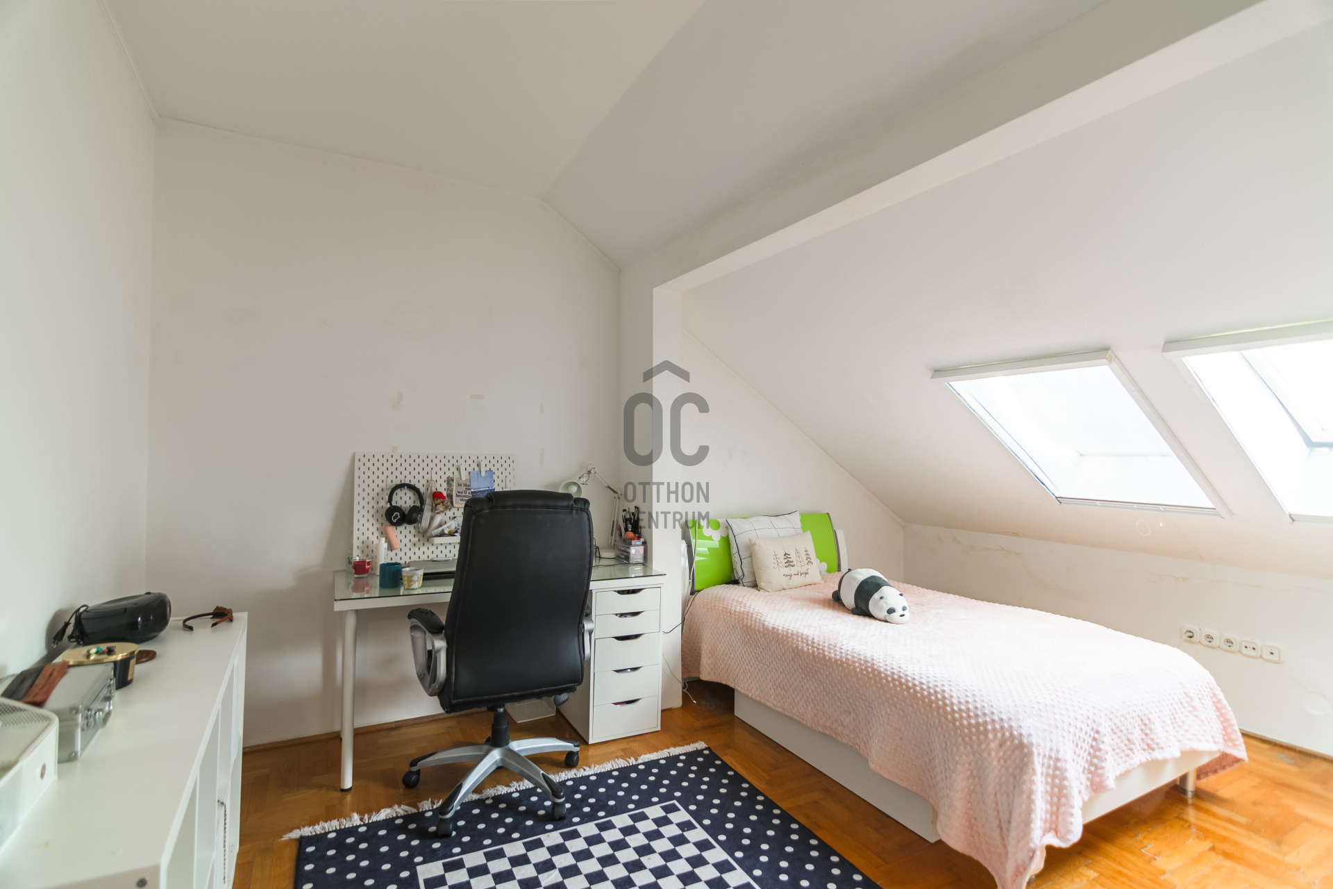 Gallery zoom image