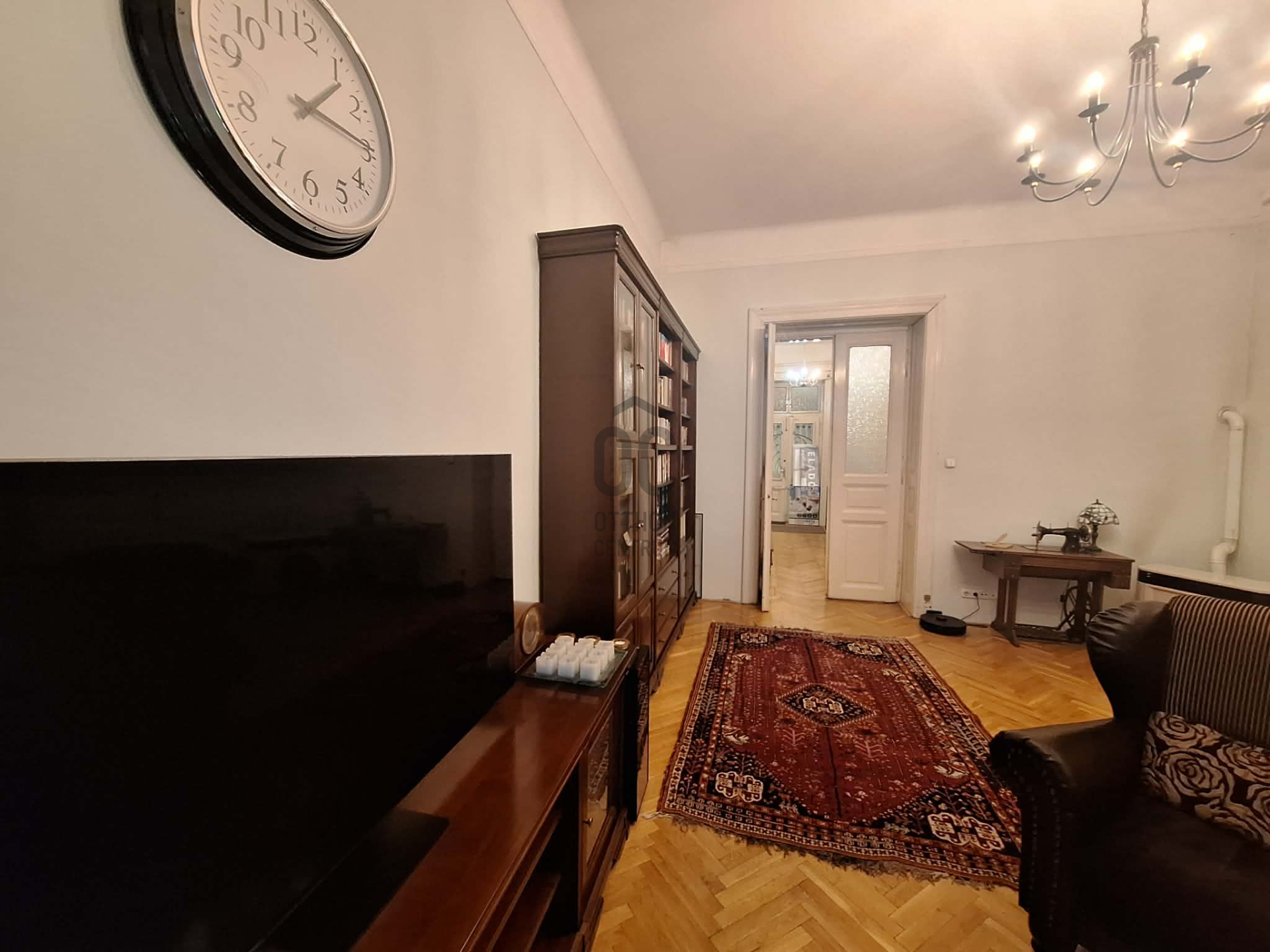 Gallery zoom image
