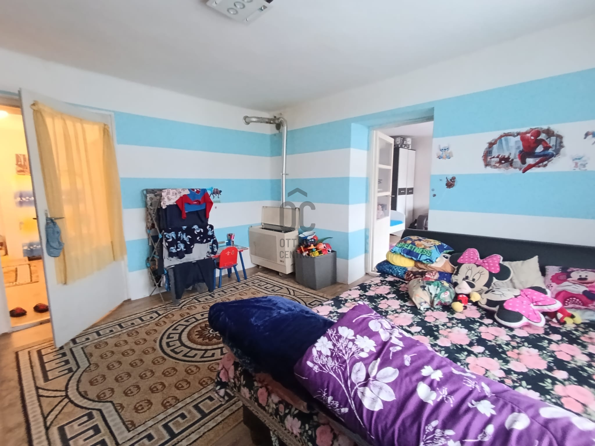 Gallery zoom image