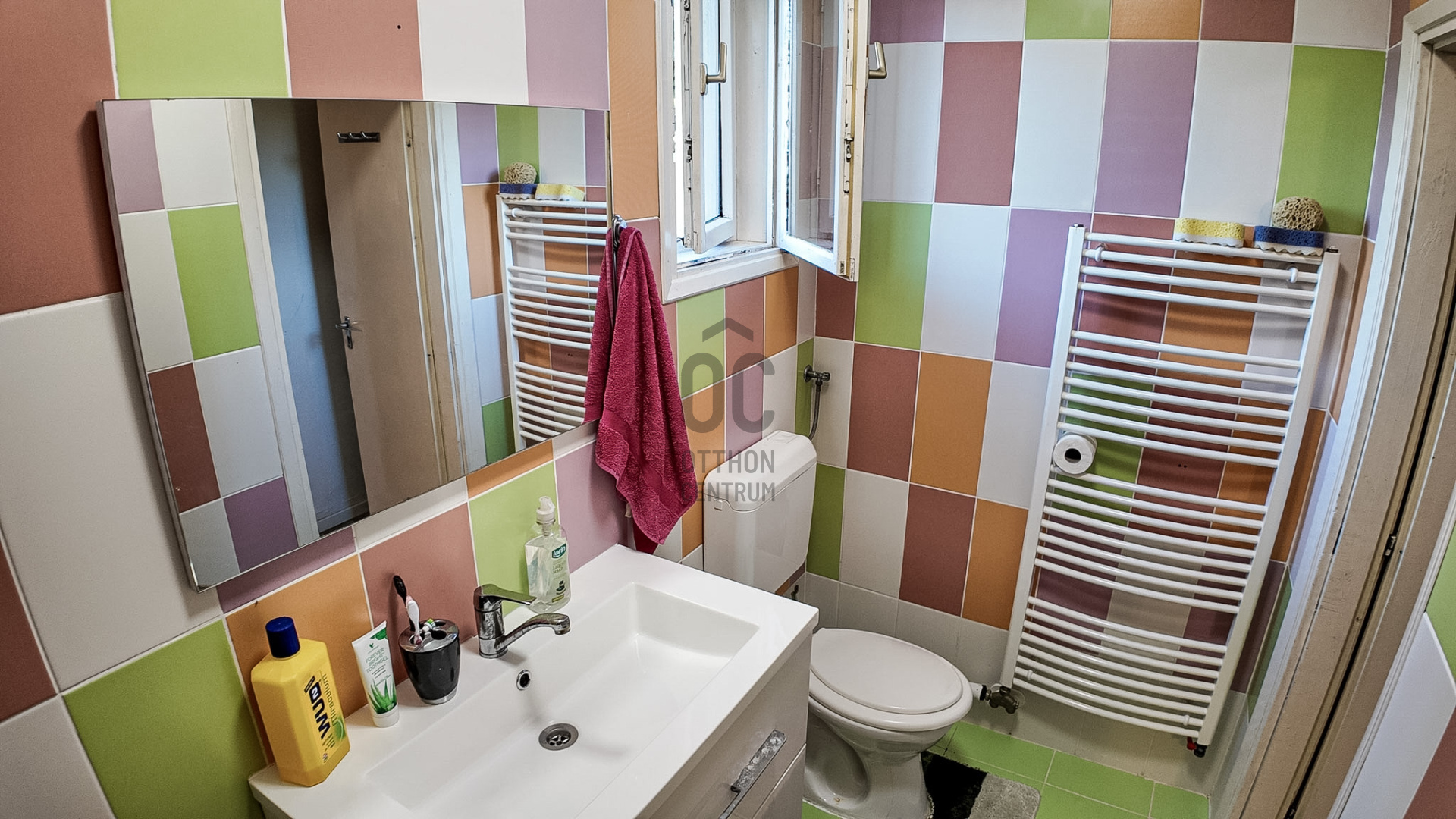 Gallery zoom image