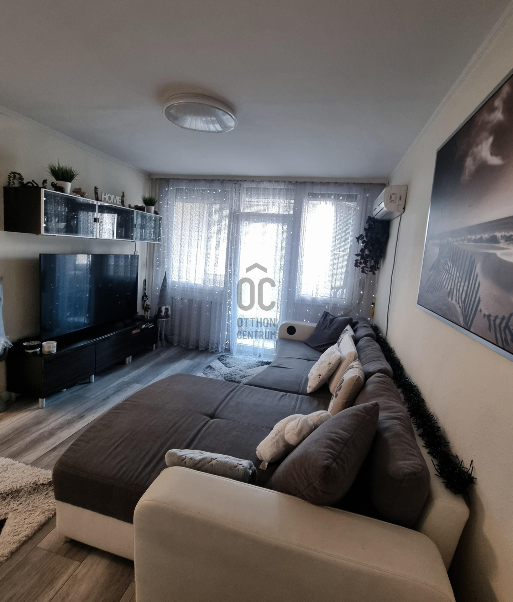 Gallery zoom image