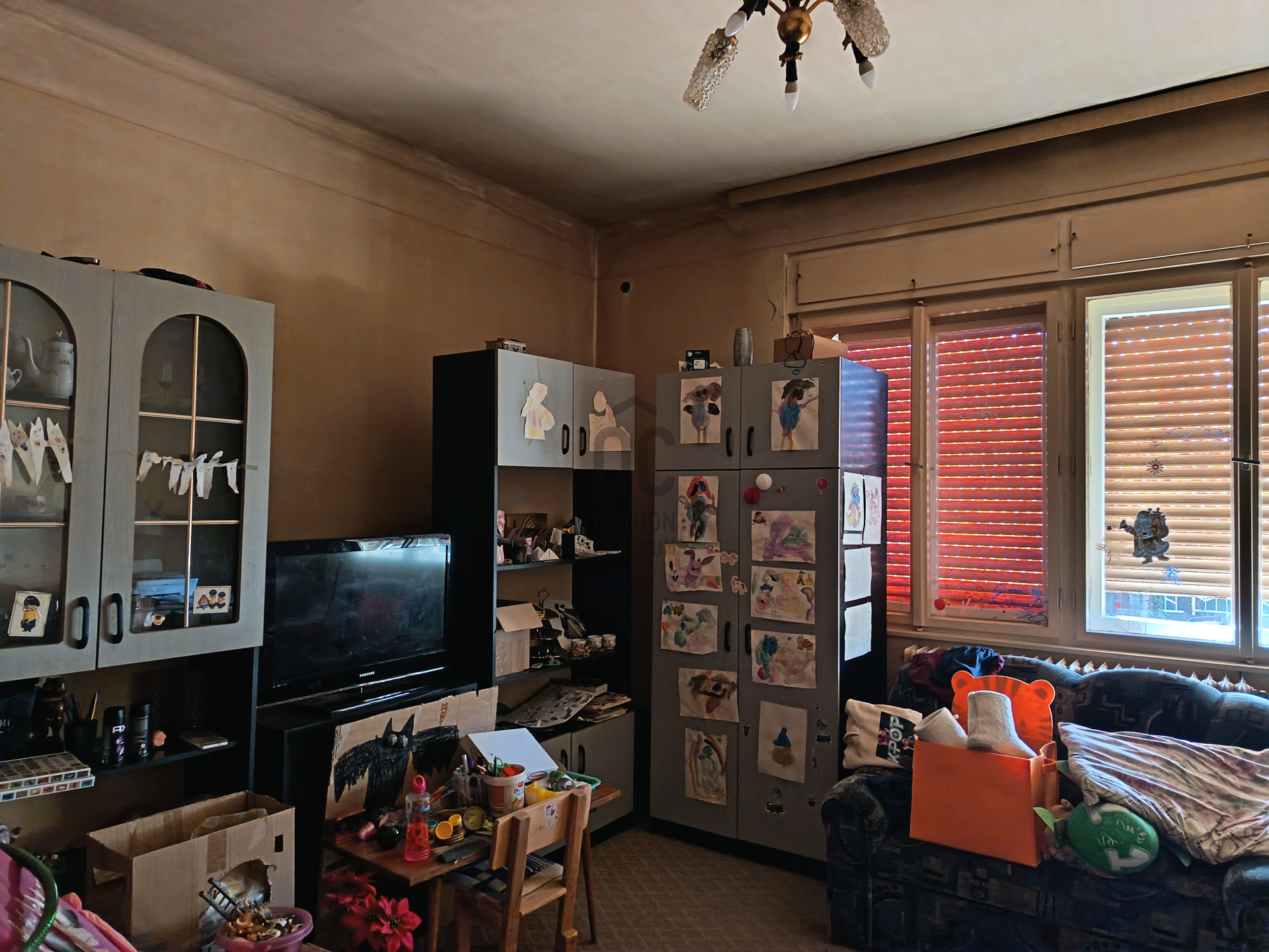 Gallery zoom image