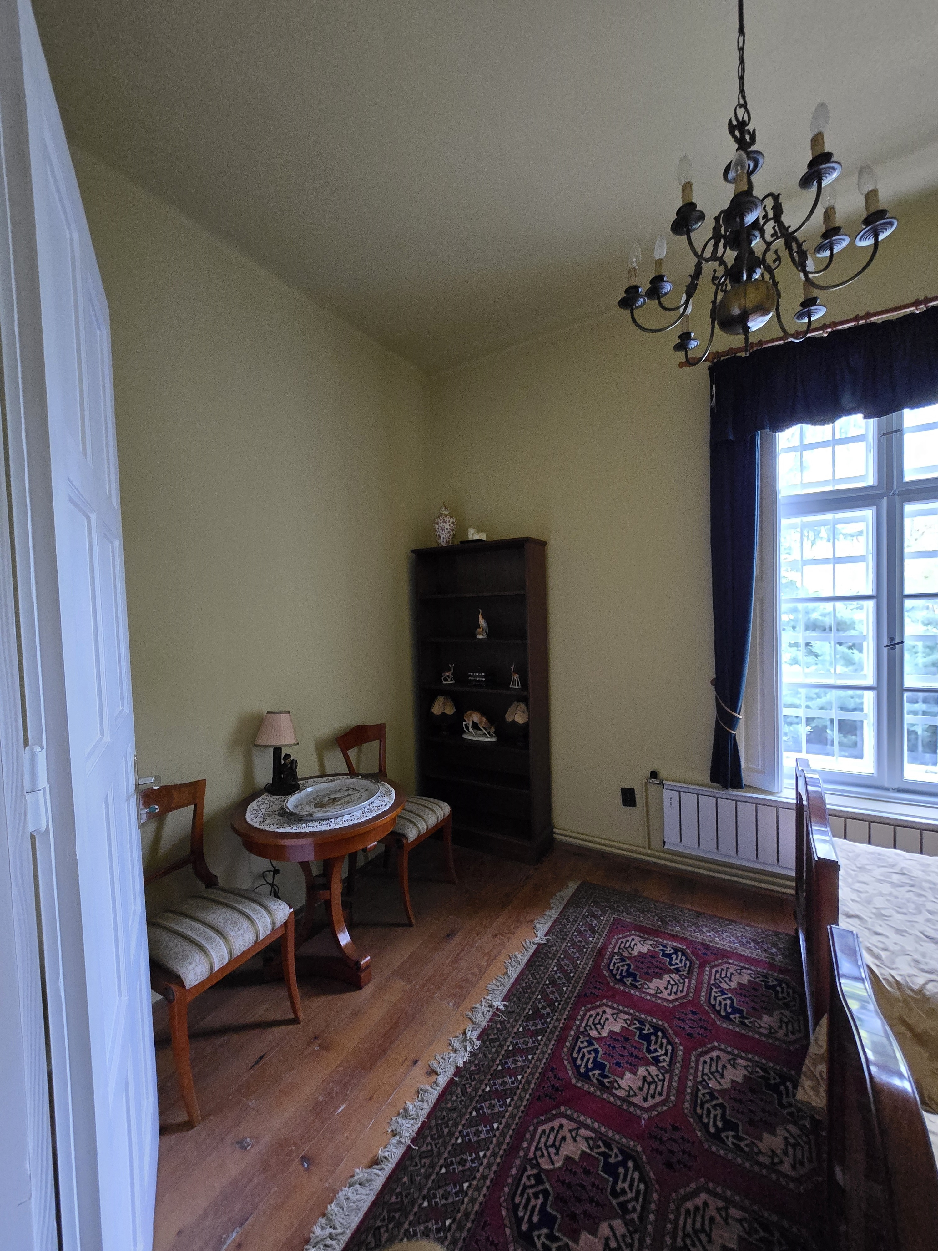 Gallery zoom image