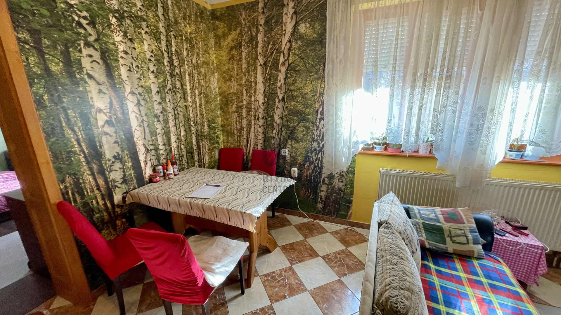 Gallery zoom image
