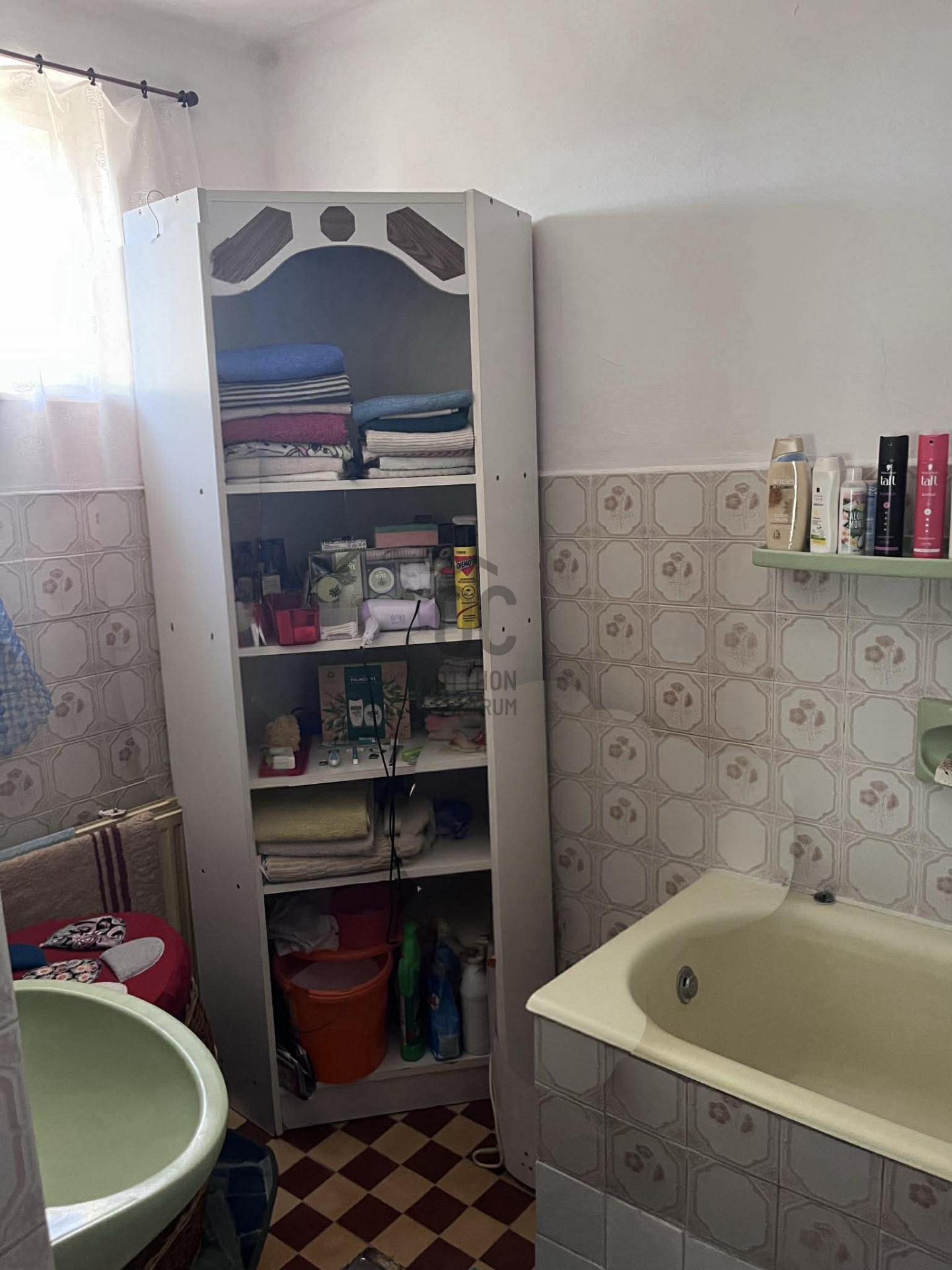 Gallery zoom image