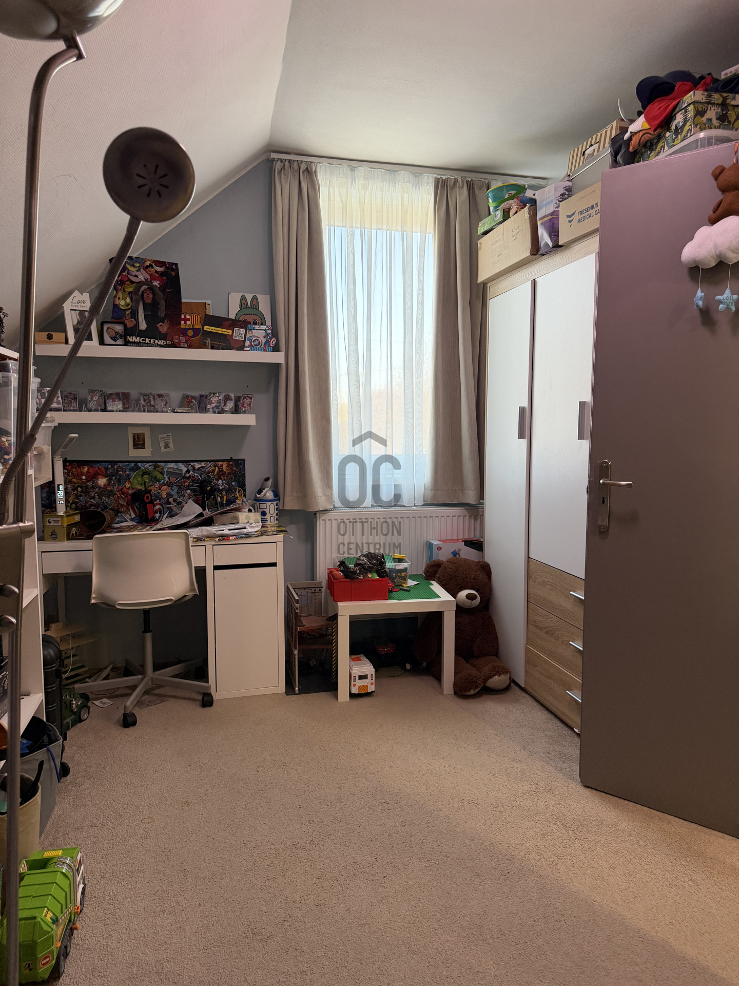 Gallery zoom image