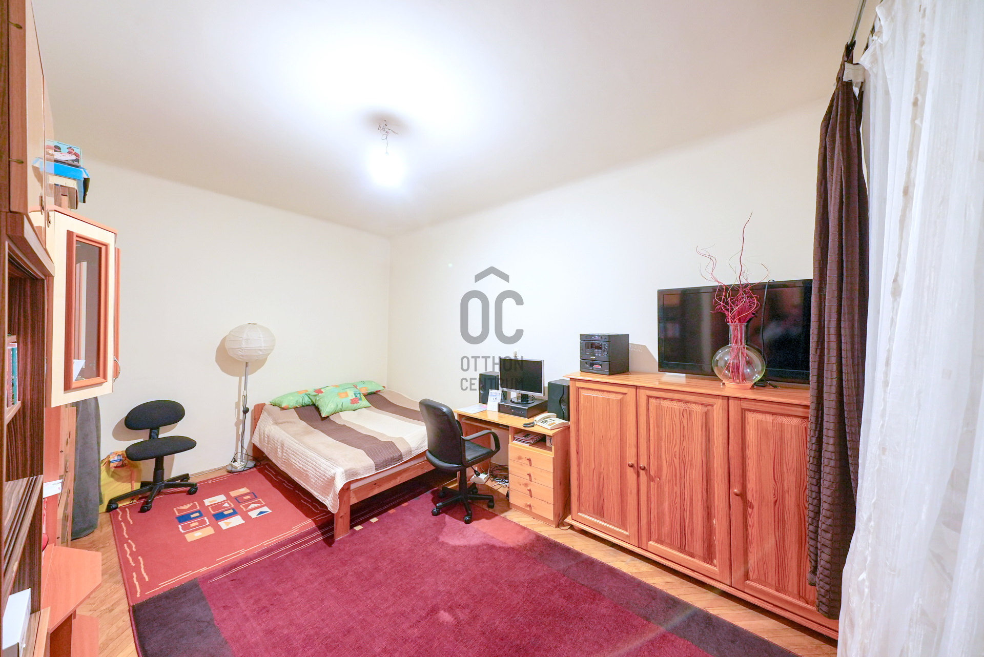 Gallery zoom image