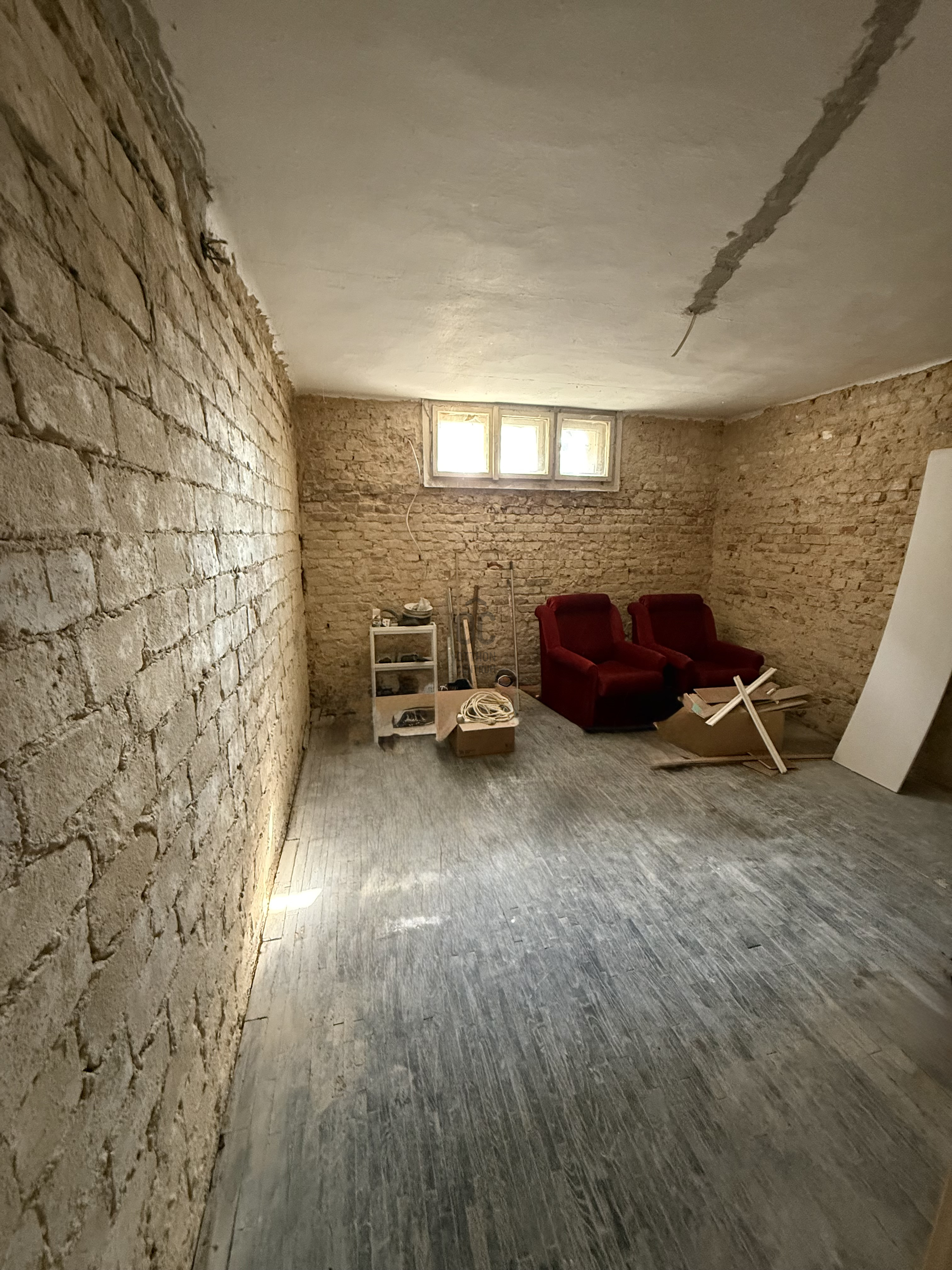 Gallery zoom image