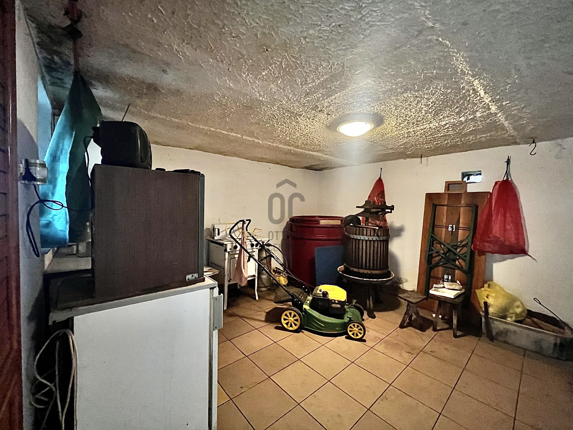 Gallery zoom image