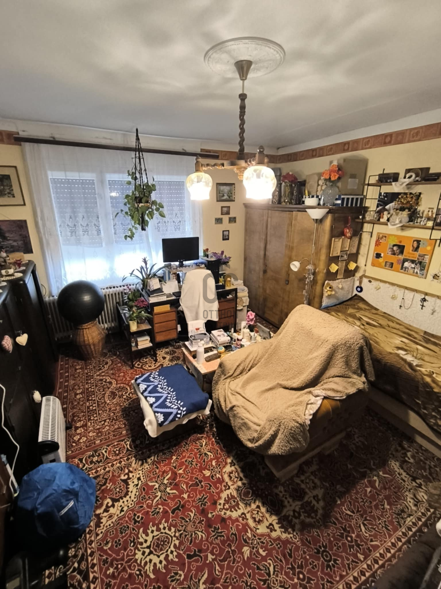 Gallery zoom image