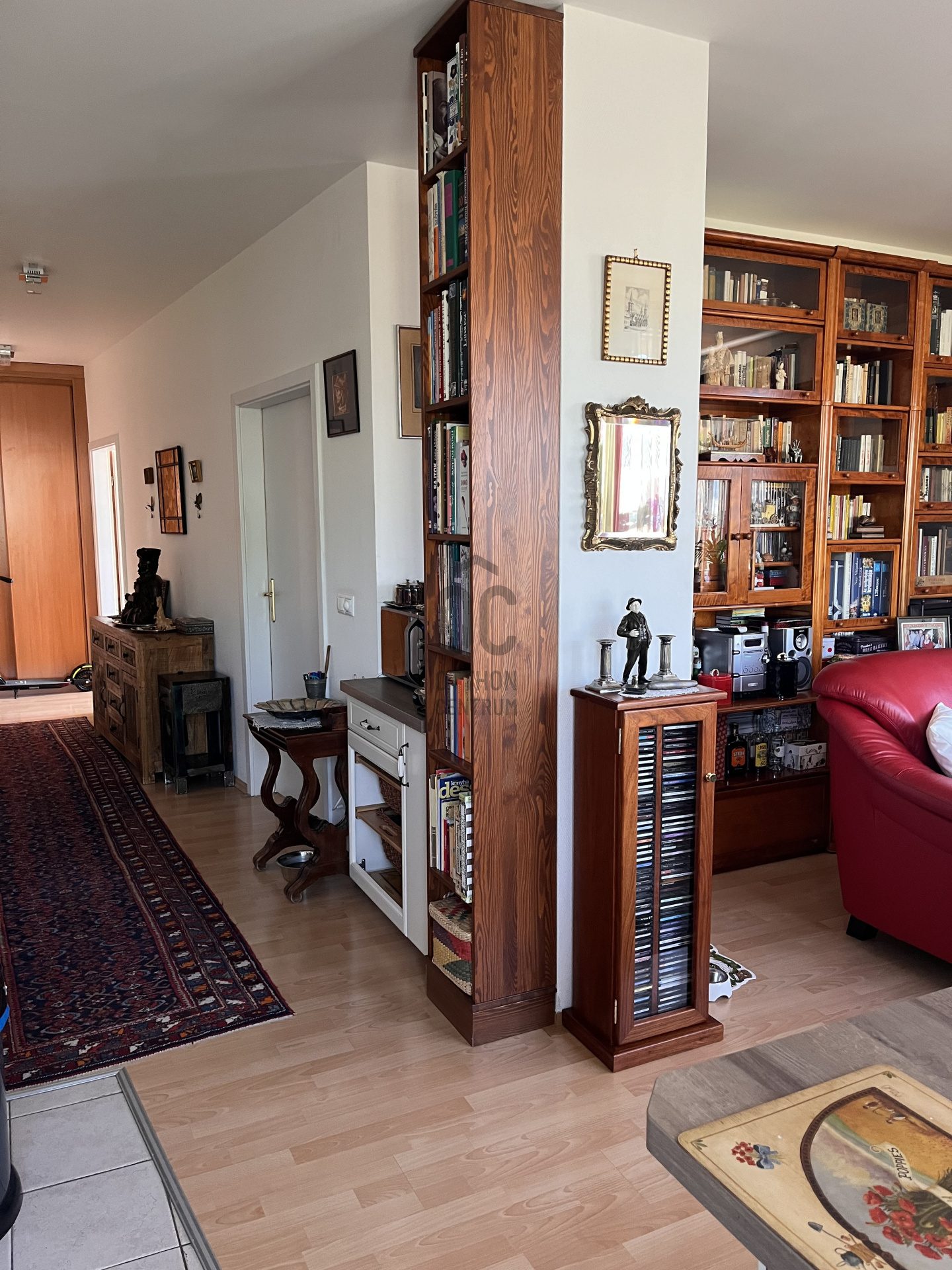 Gallery zoom image