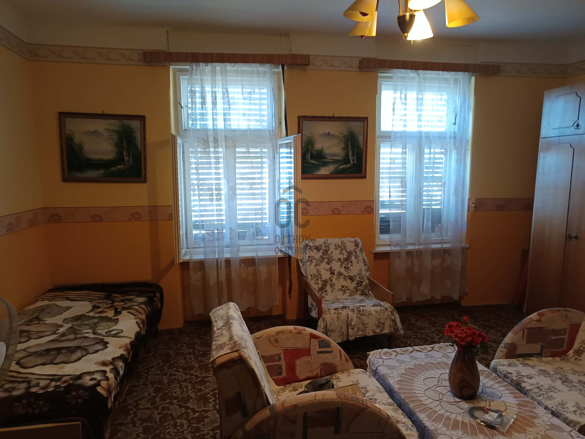 Gallery zoom image