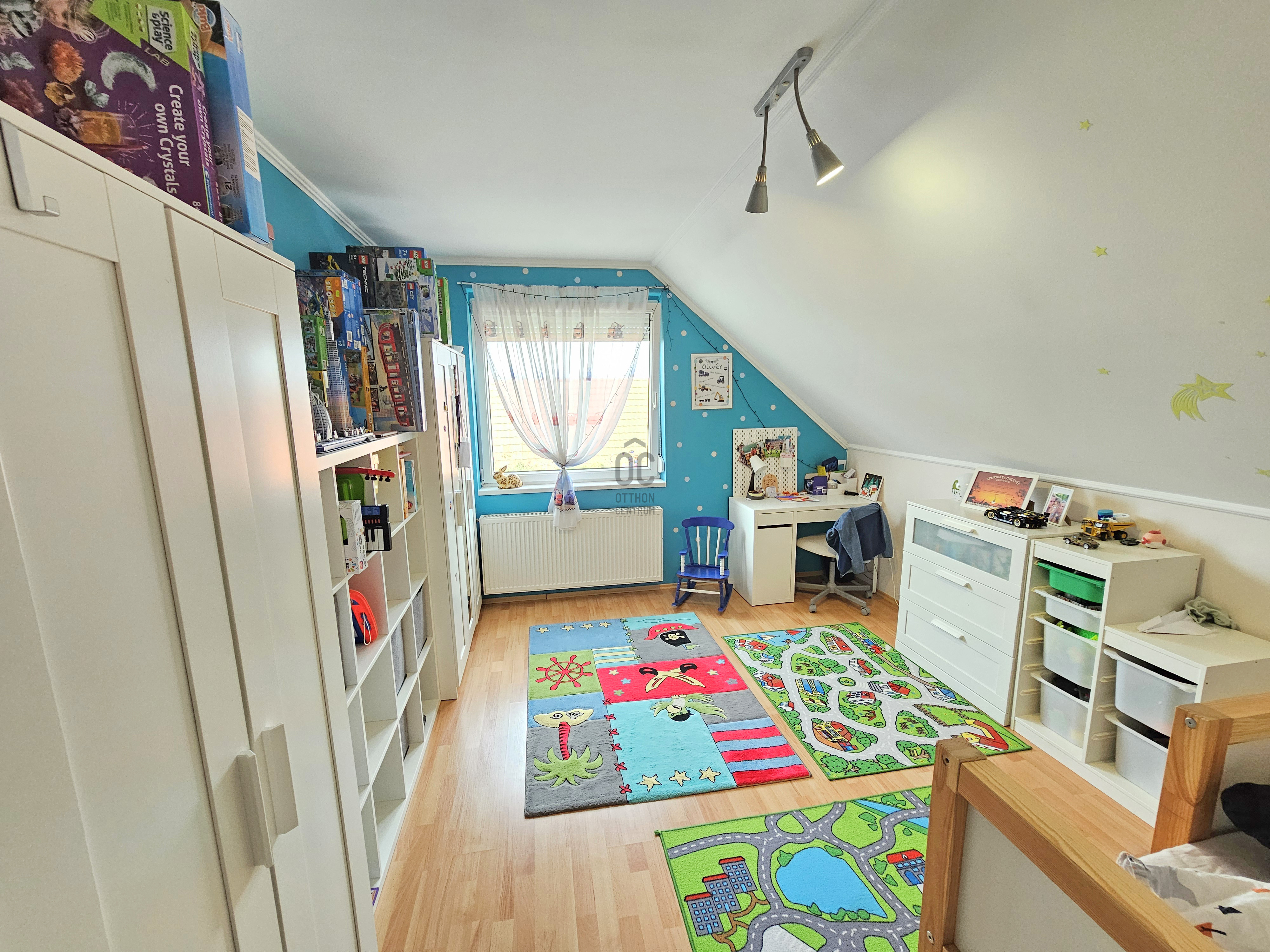 Gallery zoom image