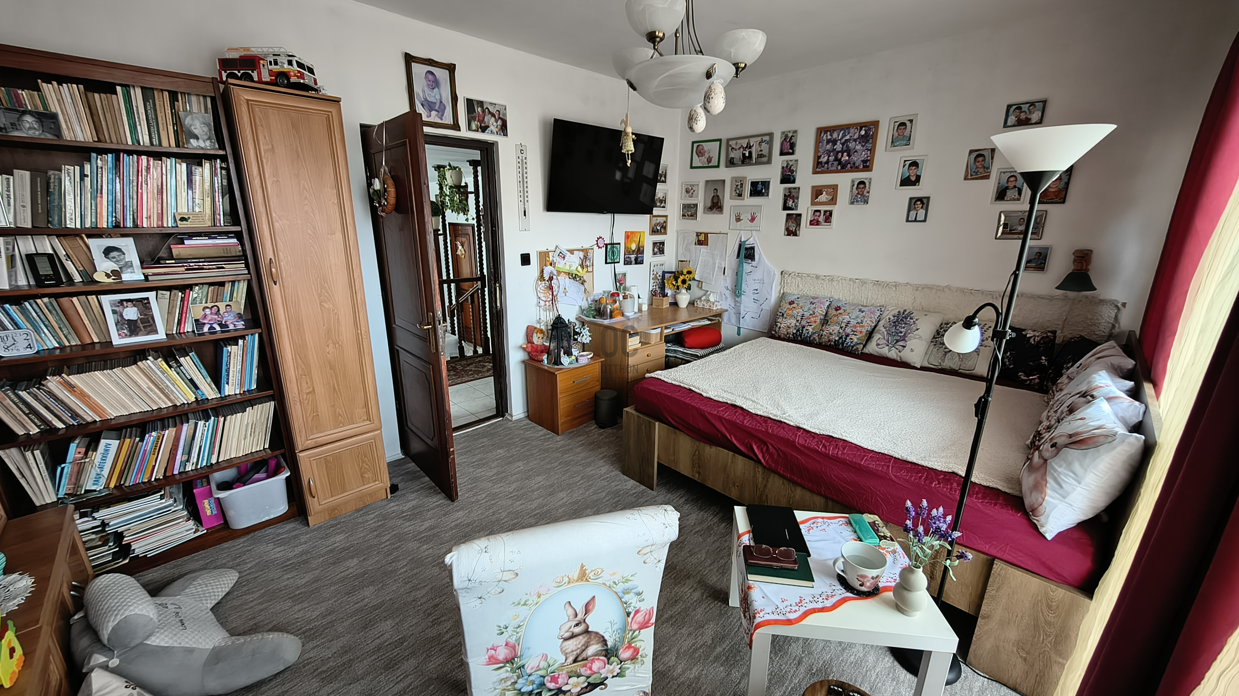 Gallery zoom image