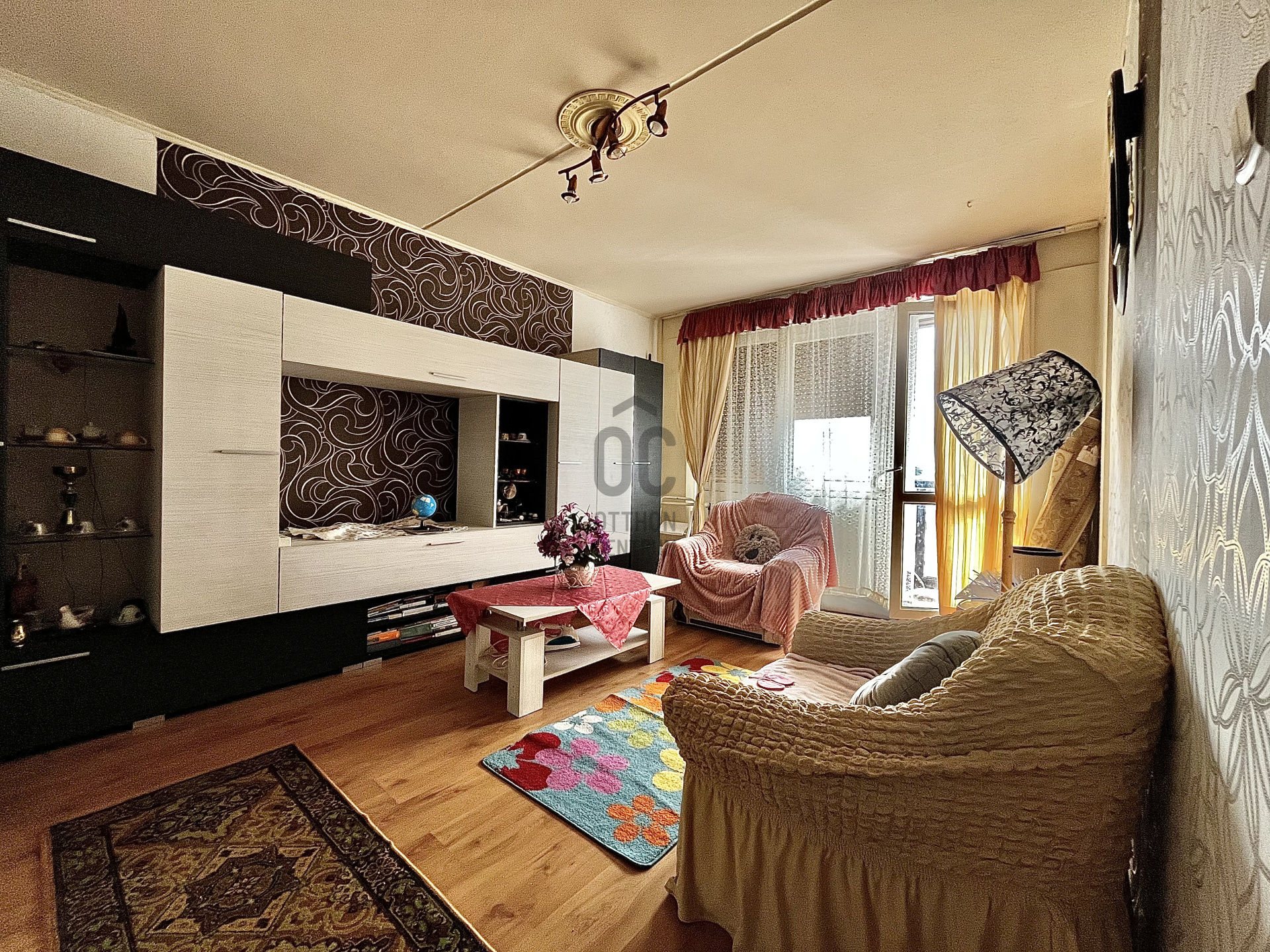 Gallery zoom image