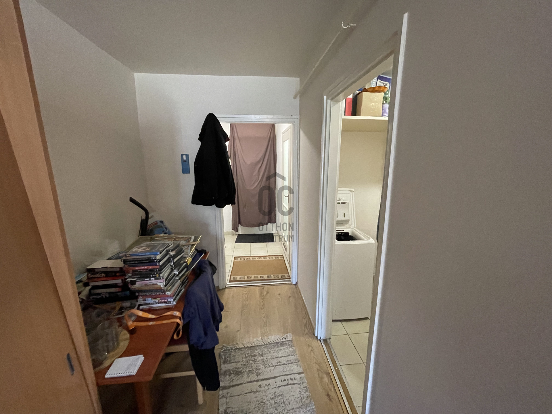 Gallery zoom image