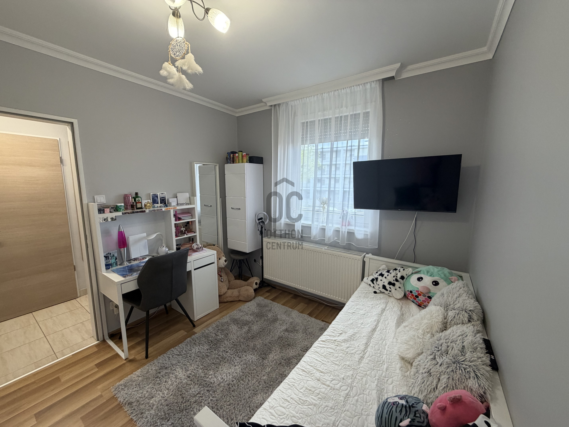 Gallery zoom image