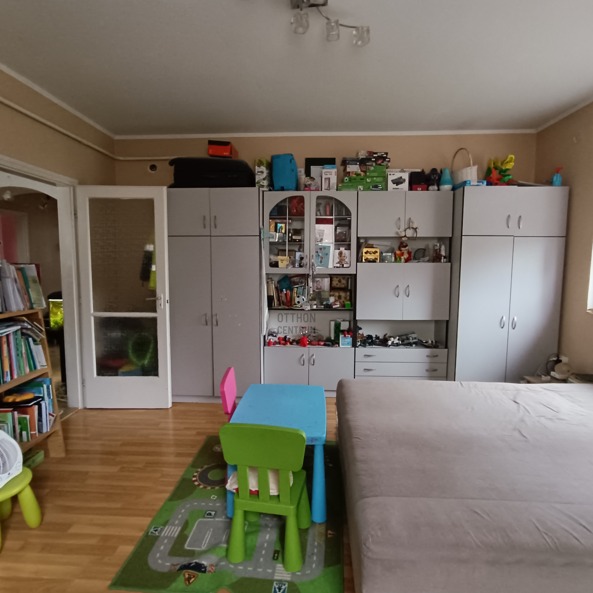 Gallery zoom image