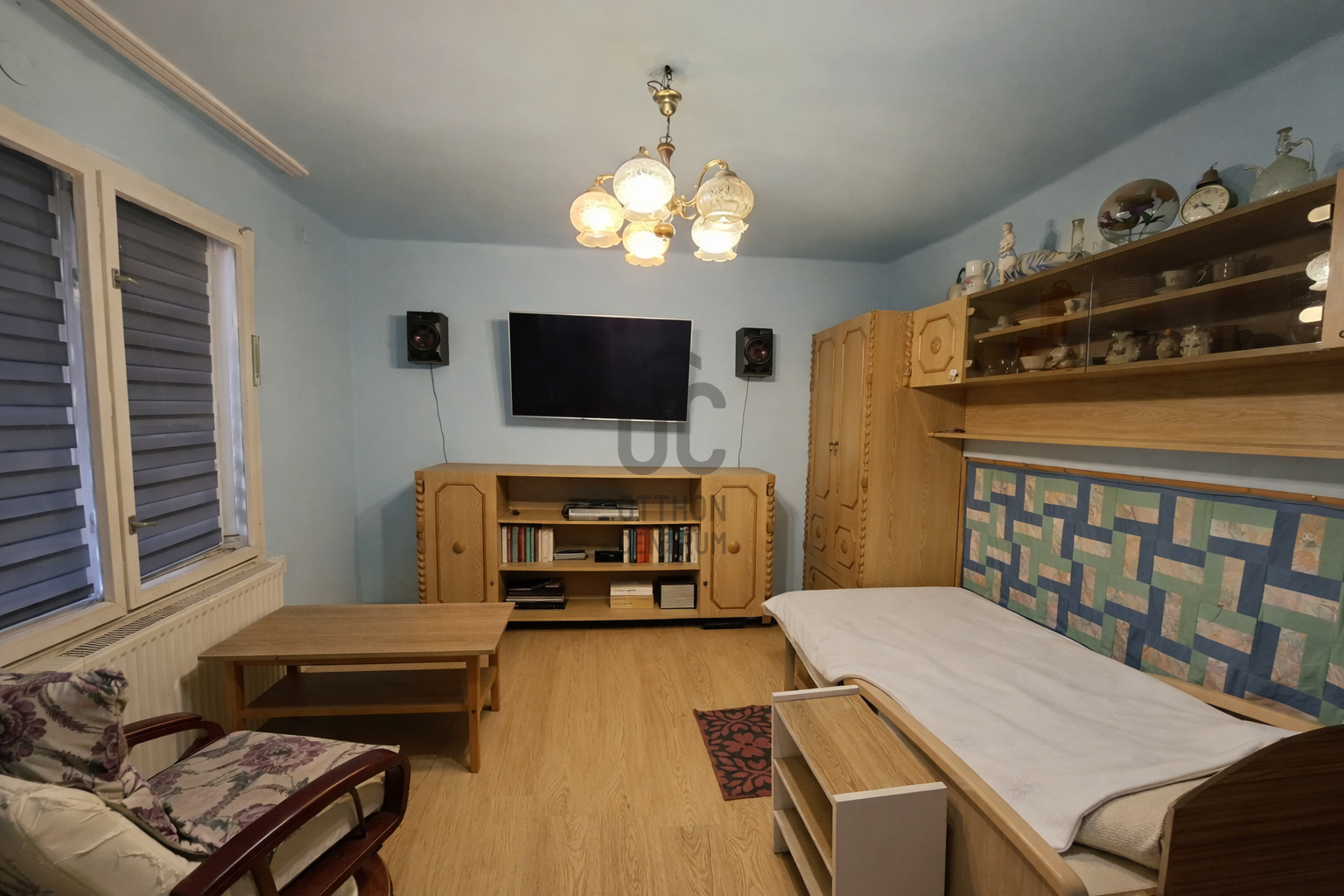 Gallery zoom image